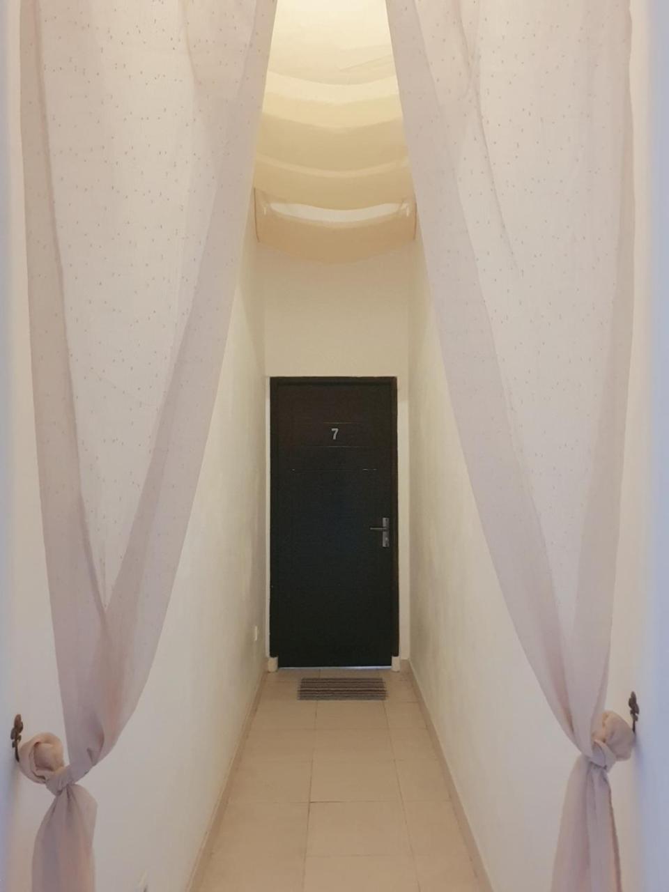 Deluxe King Room - Photo 1