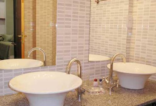 Standard Double or Twin Room photo 2