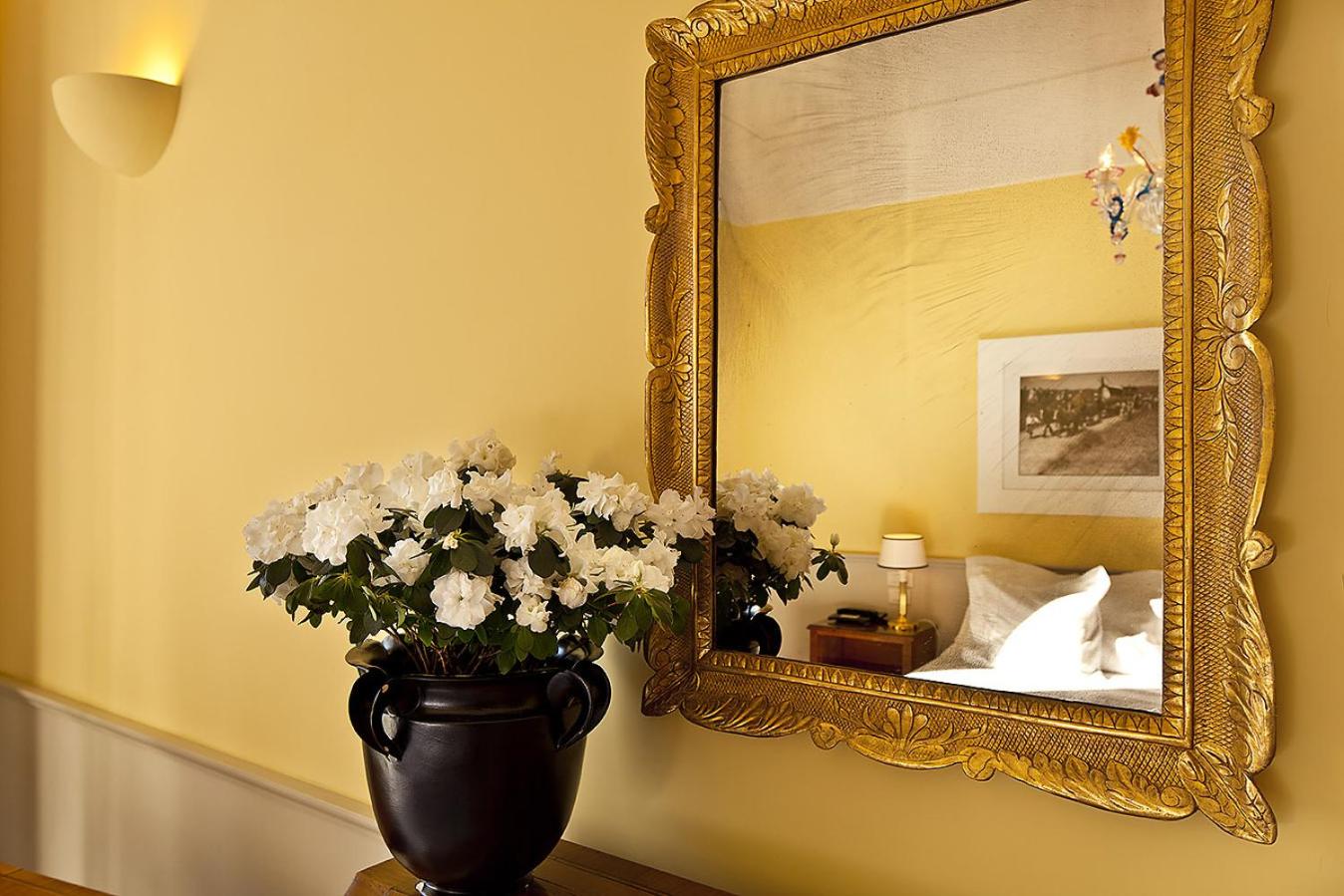 Superior Double Room with Balcony and Garden View - Photo 21