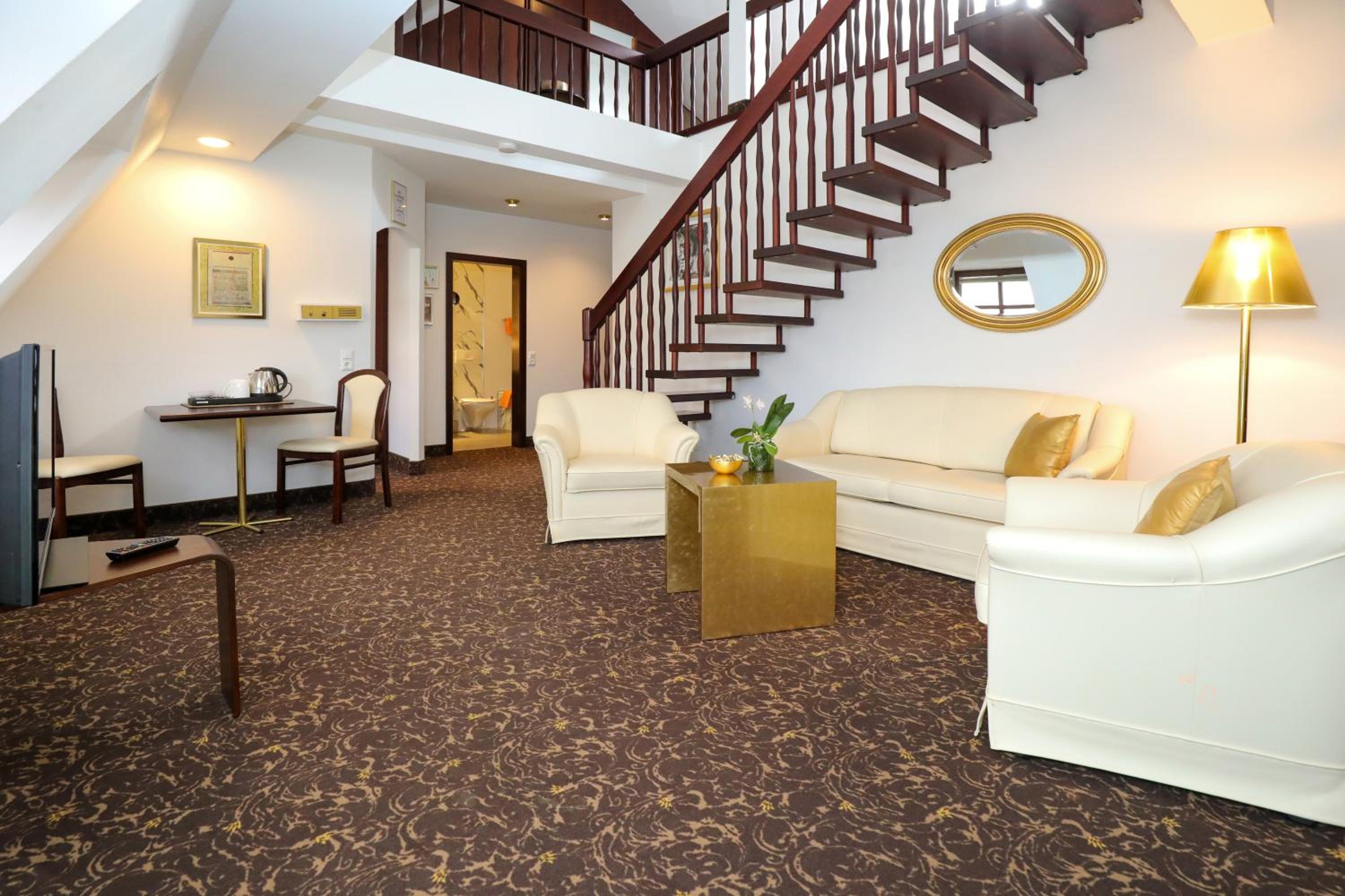 Presidential Suite photo 1