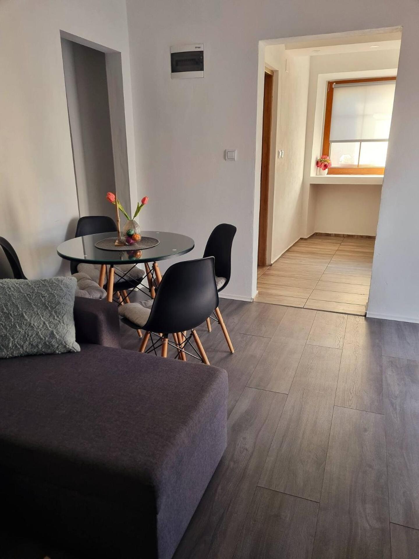 Apartment photo 2