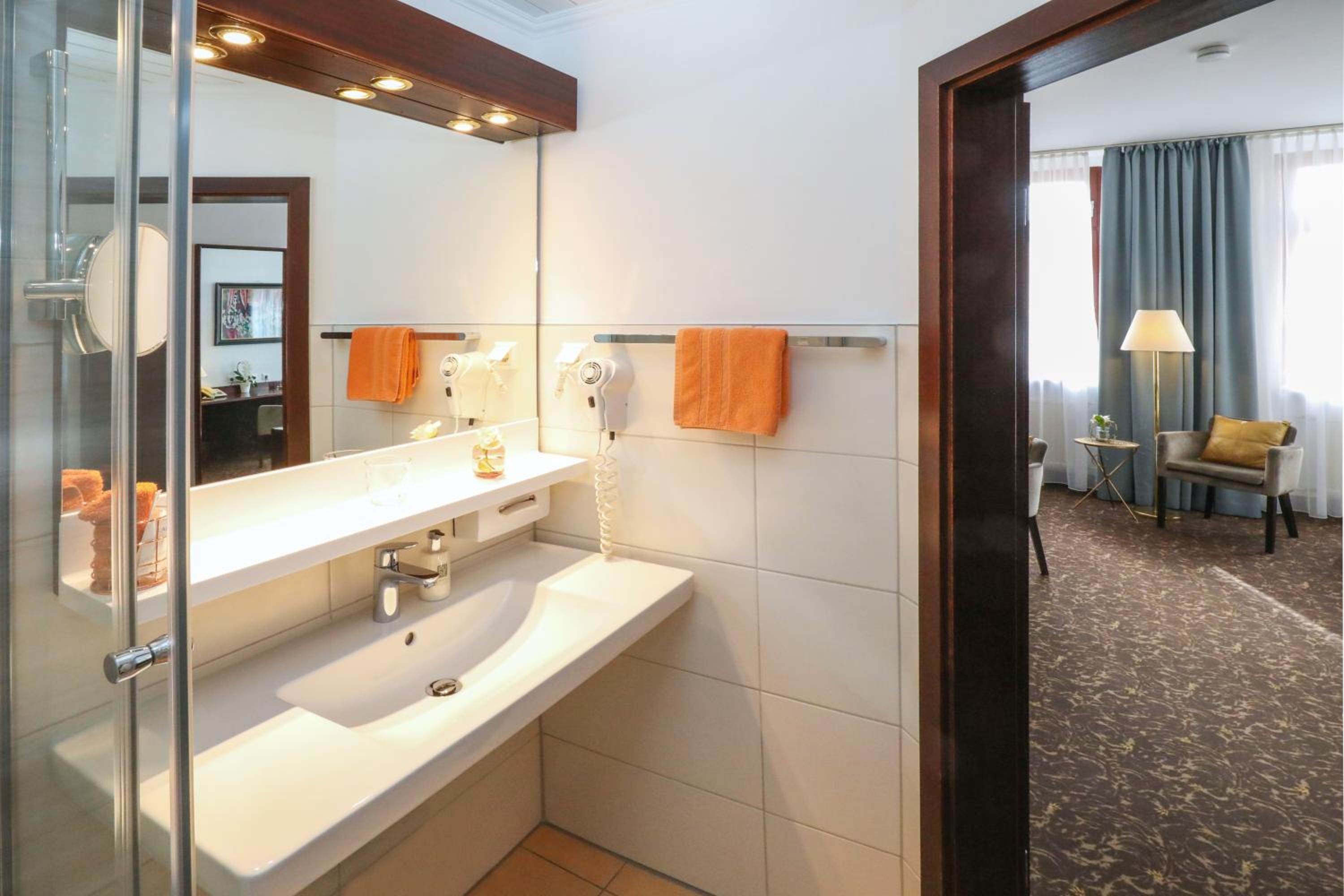 Premium Single Room photo 3