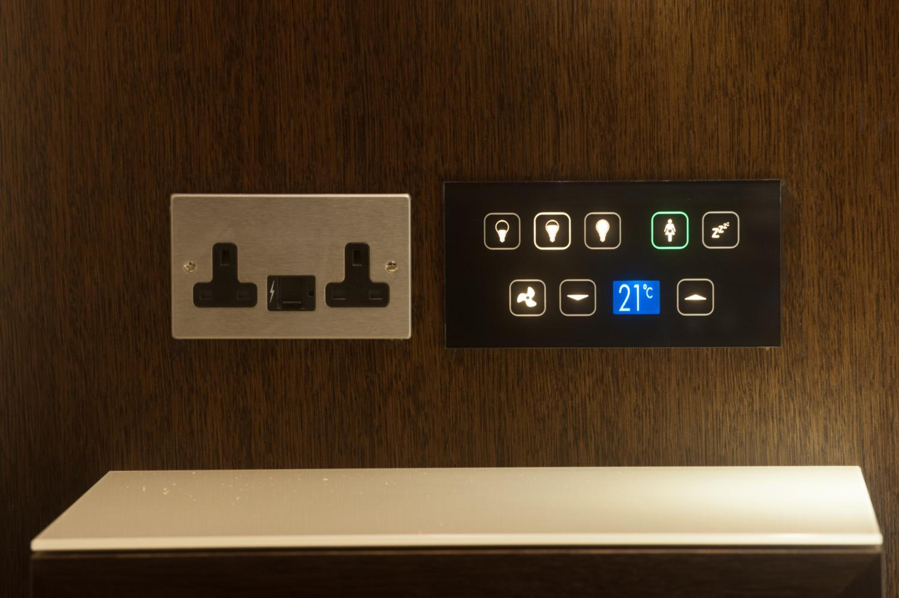 Superior Twin/Double Room thumbnail 5