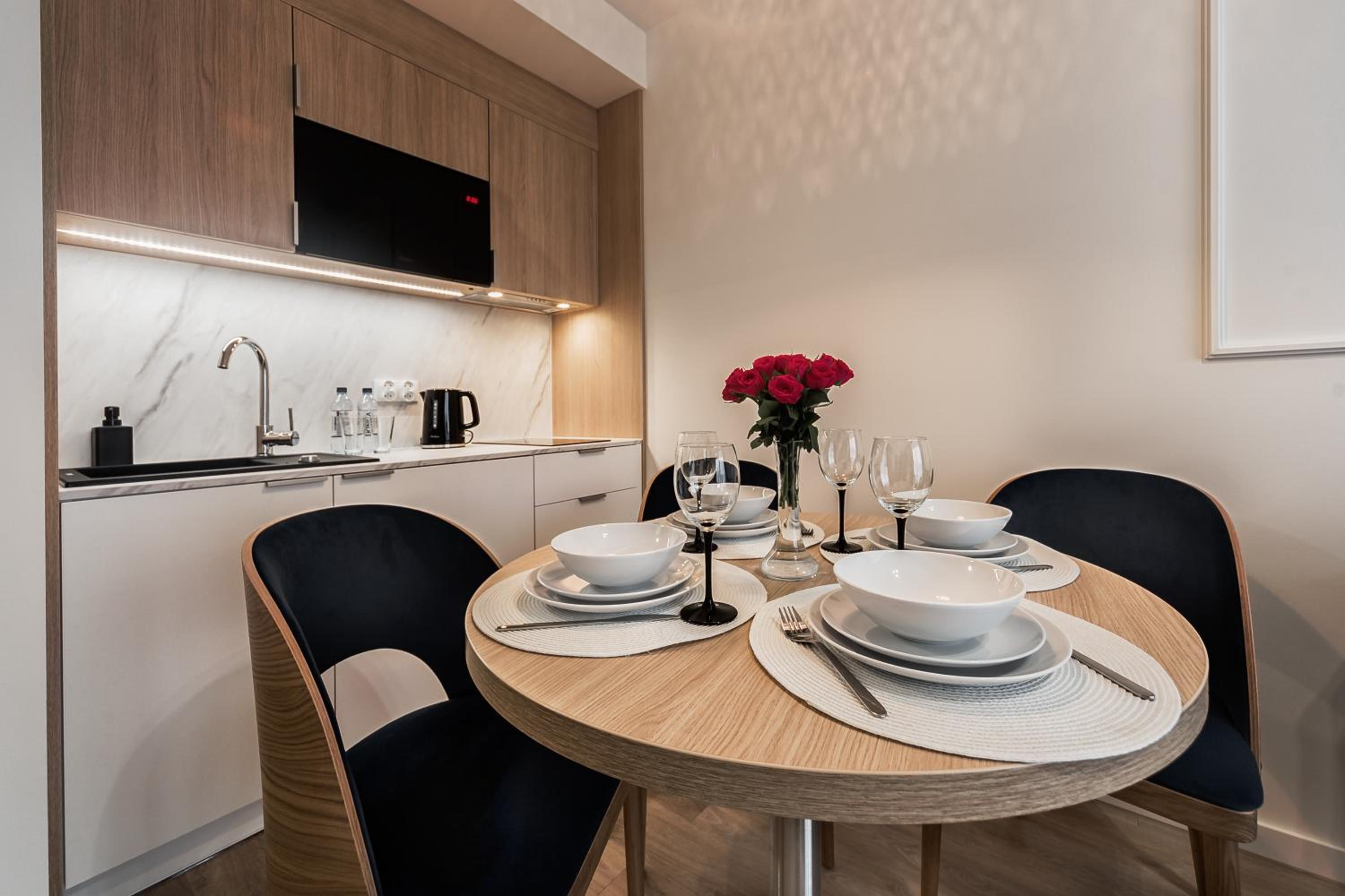 Deluxe Apartment with Balcony