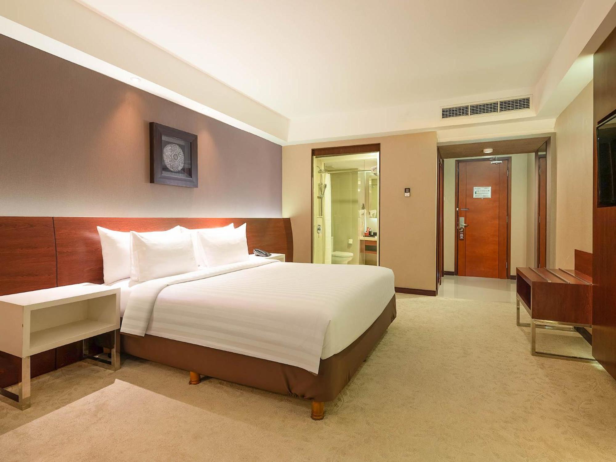 Deluxe Double or Twin Room photo 1