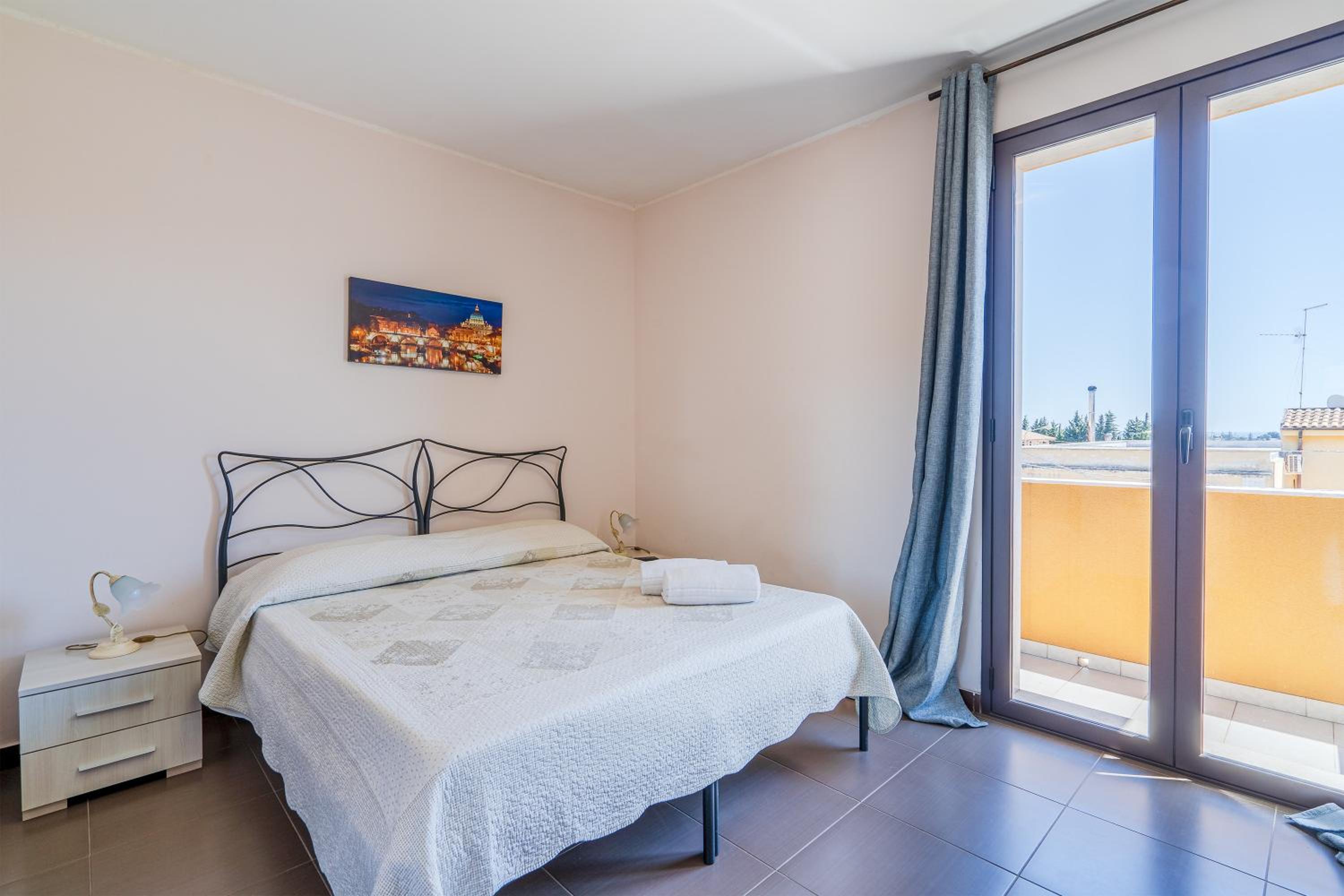 Superior One-Bedroom Apartment with Balcony