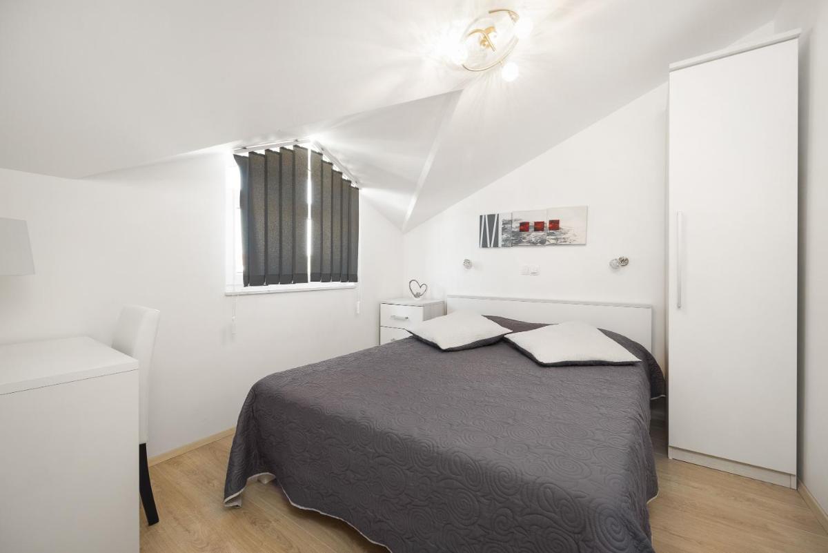 Two bedroom apartment with Balcony photo 1