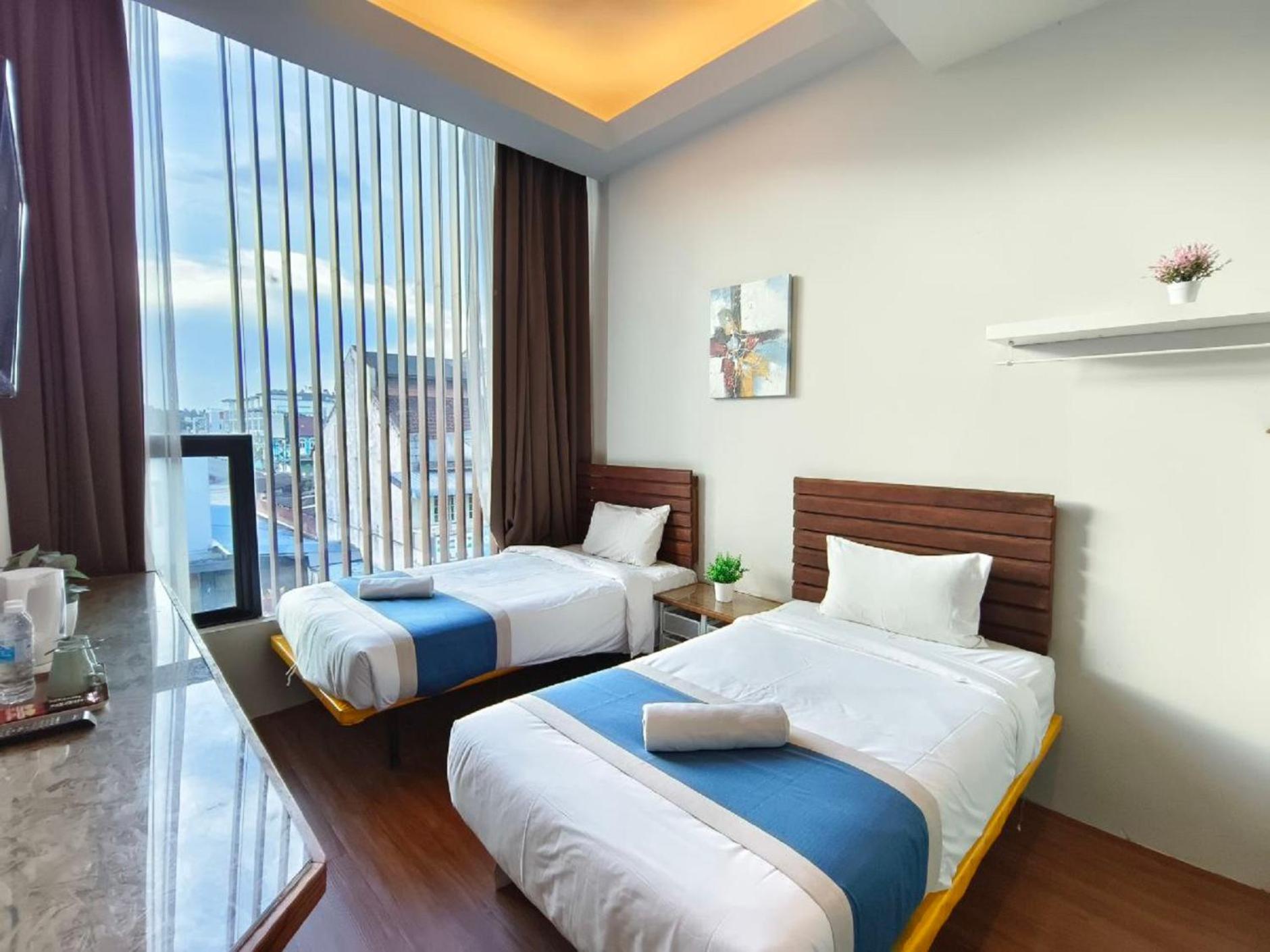 Deluxe Twin Room - Photo 1