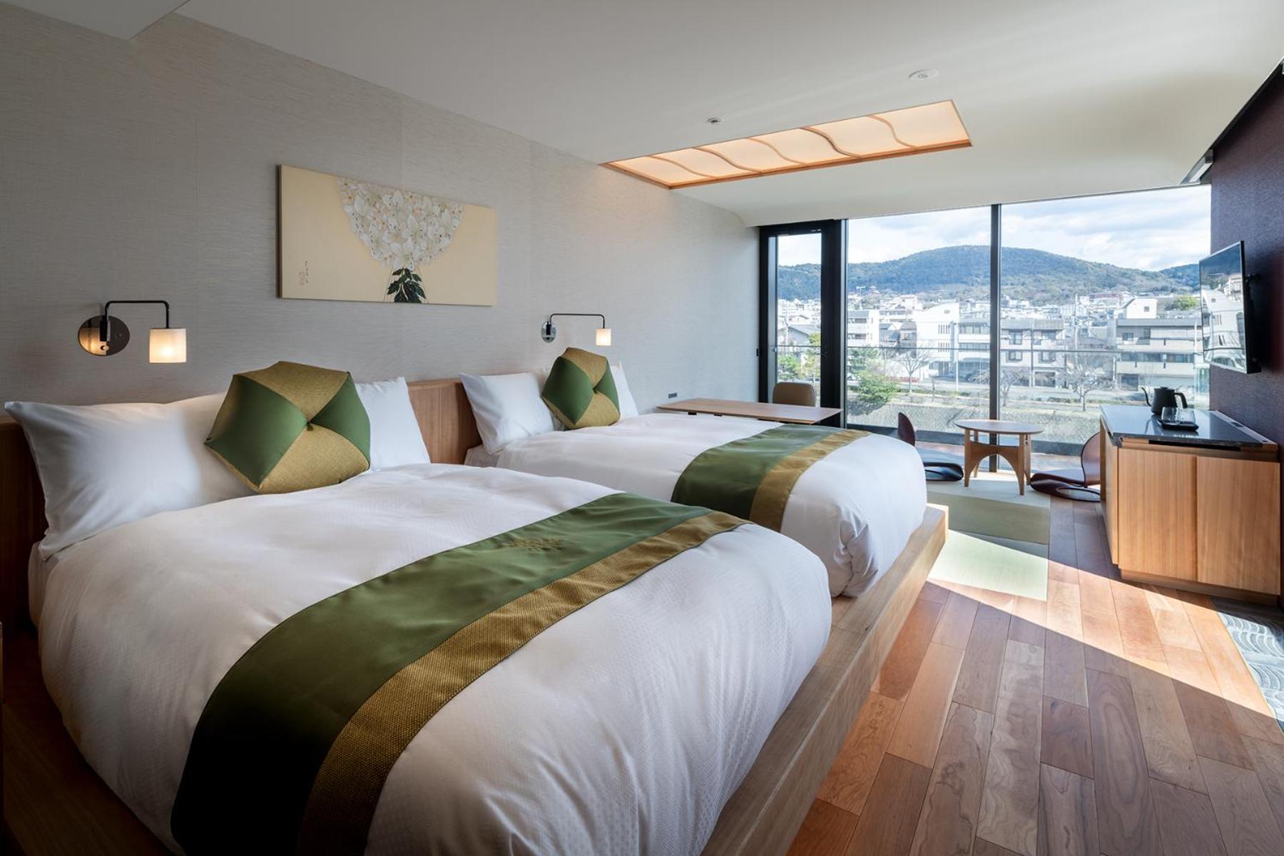 Deluxe Double or Twin Room with River View photo 2