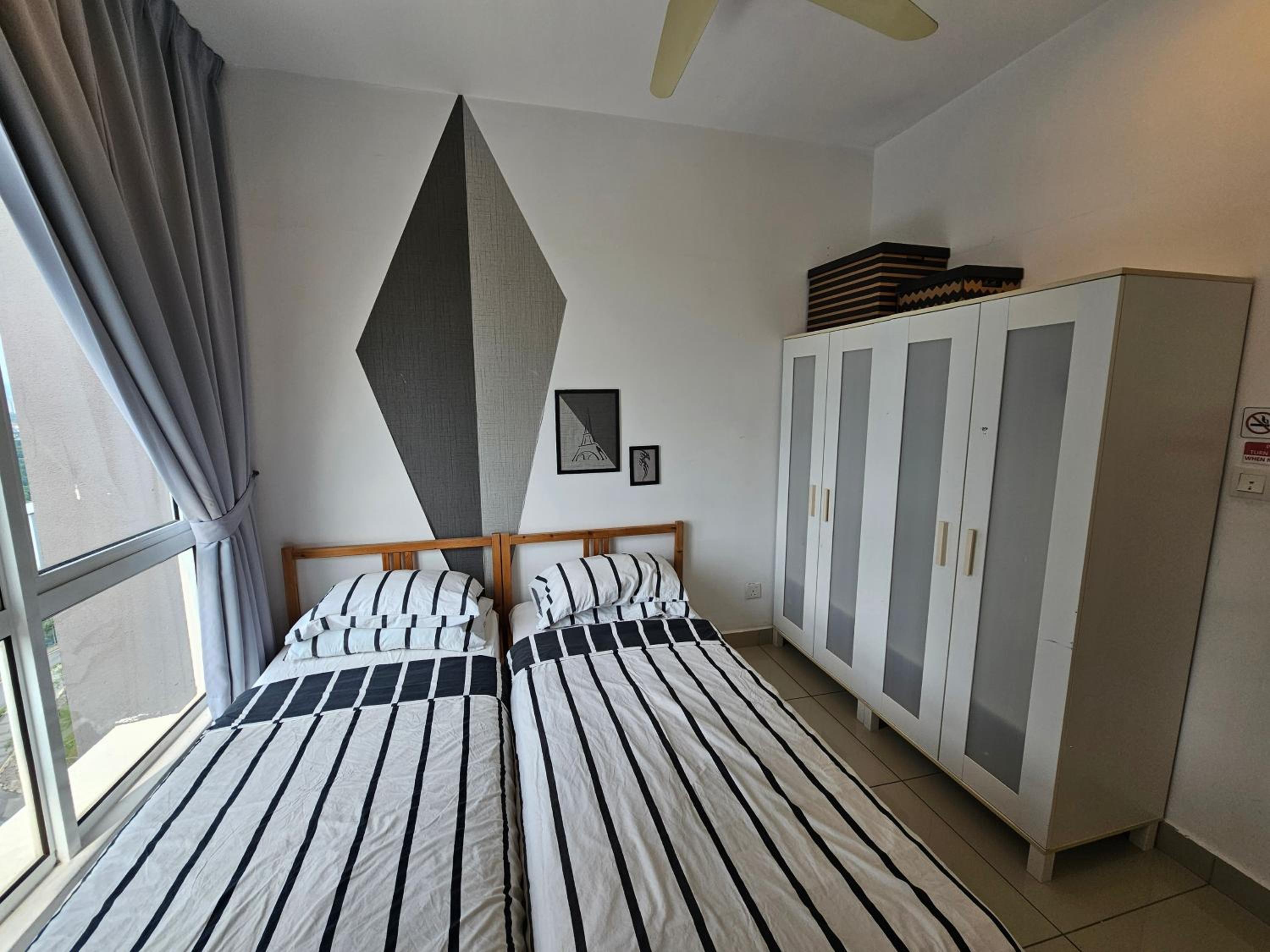 Two-Bedroom Apartment - Photo 8