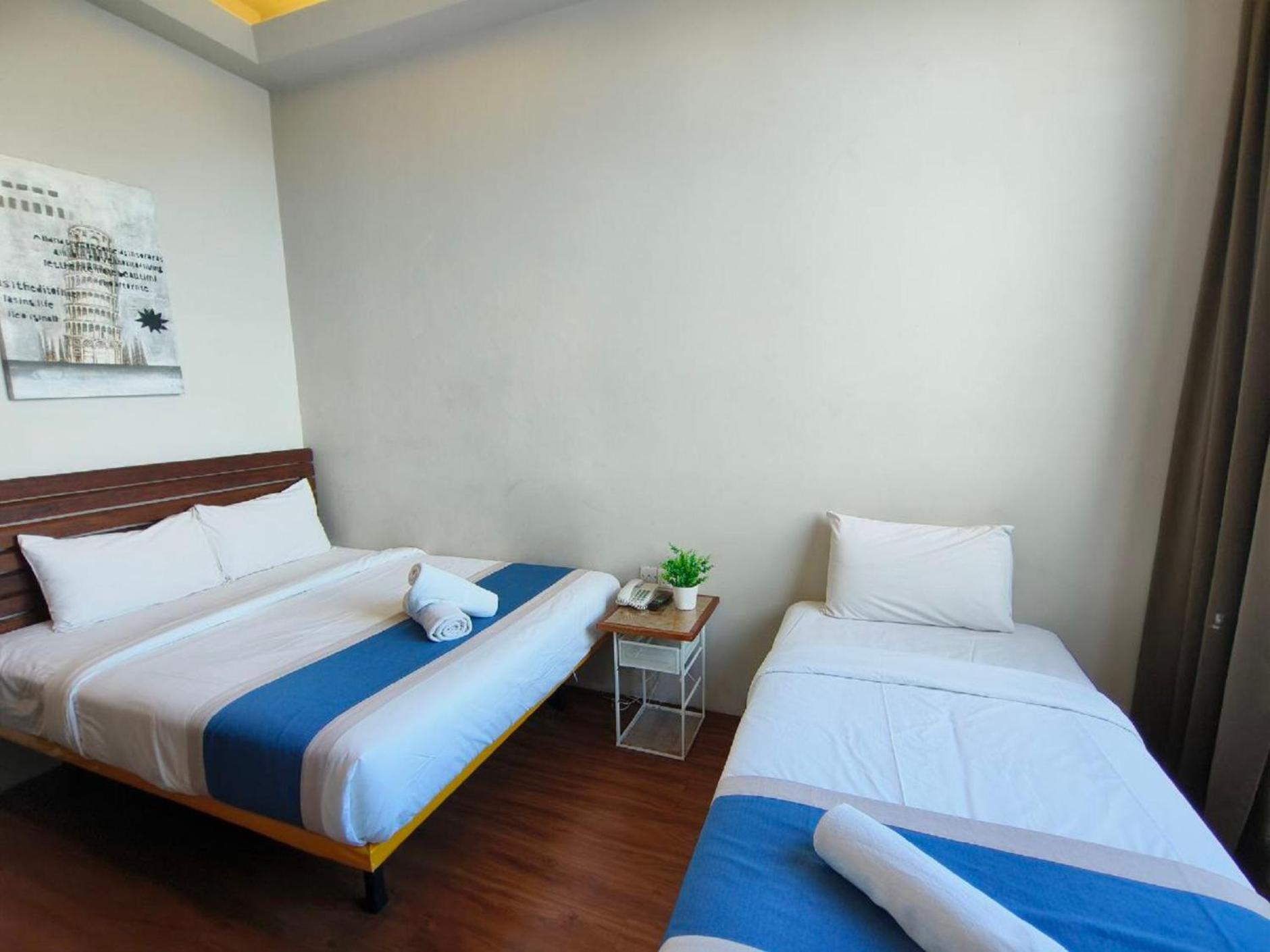 Family Suite - Photo 10