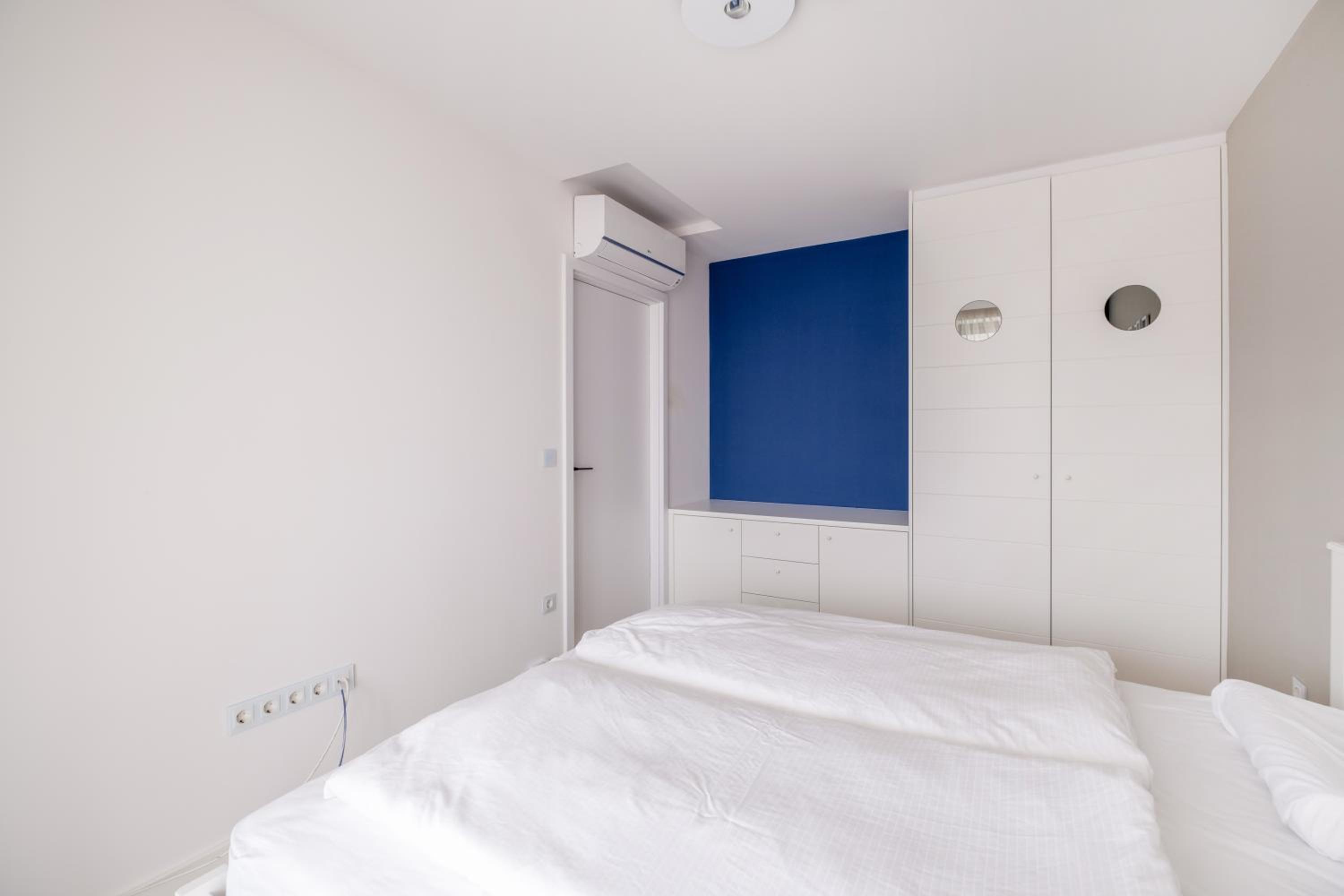 Two-Bedroom Apartment with Lake View photo 1