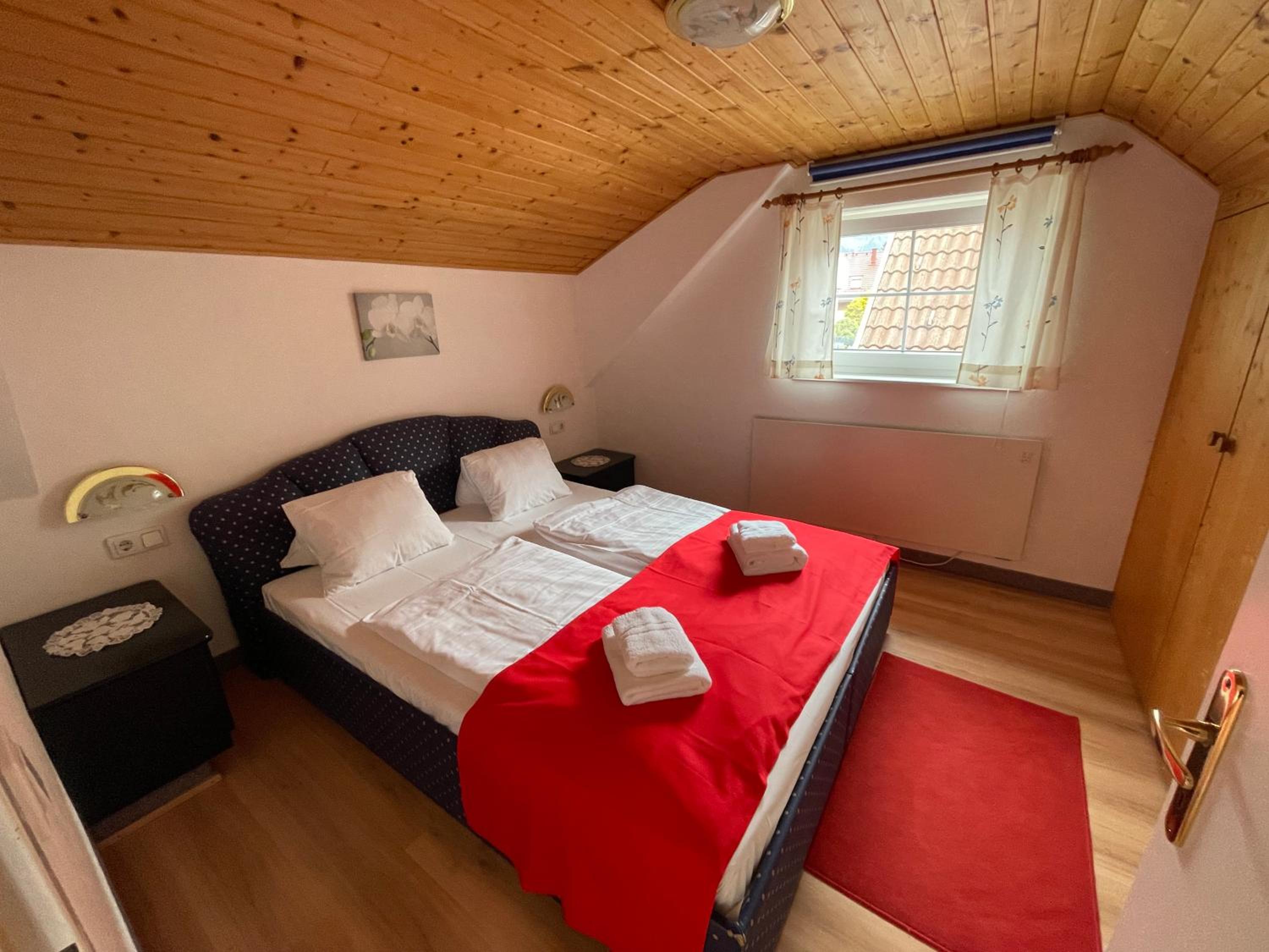 Two-Bedroom House photo 2