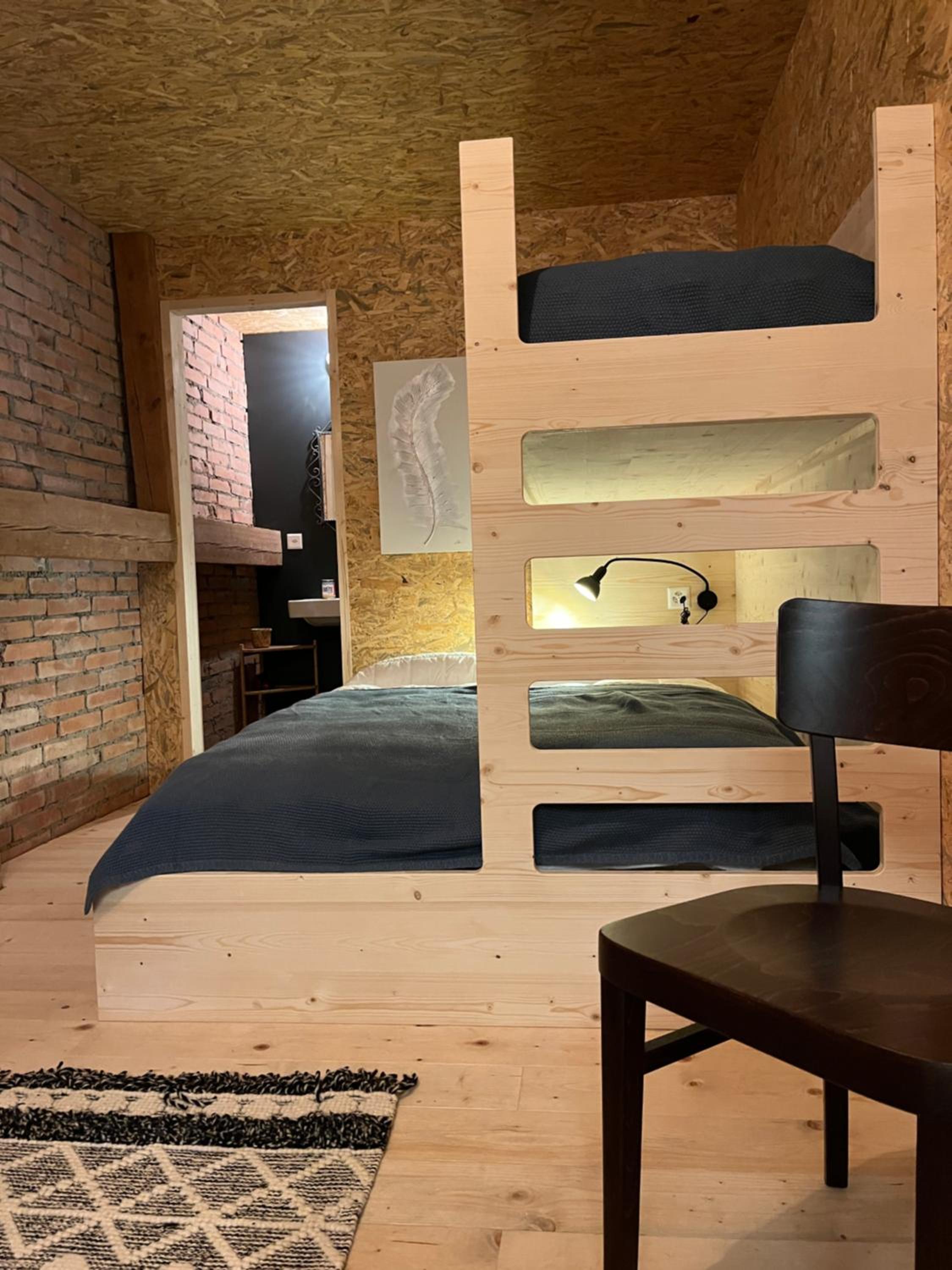 Triple Room with Private Bathroom photo 1