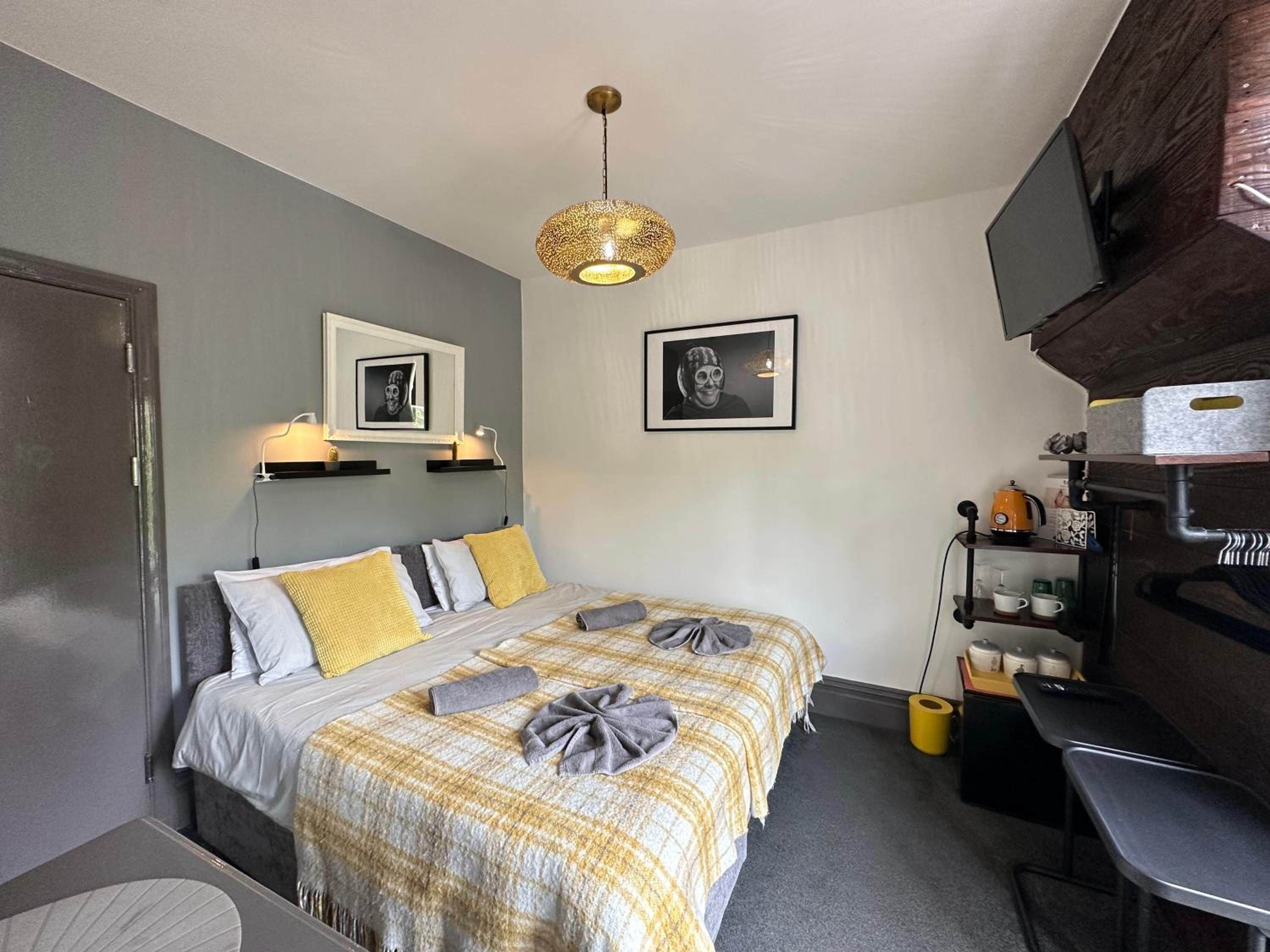 Deluxe Double or Twin Room