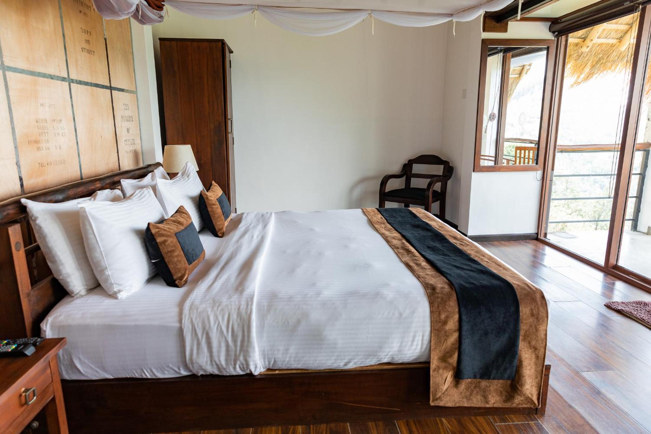 Deluxe Room with Sunrise Walk
