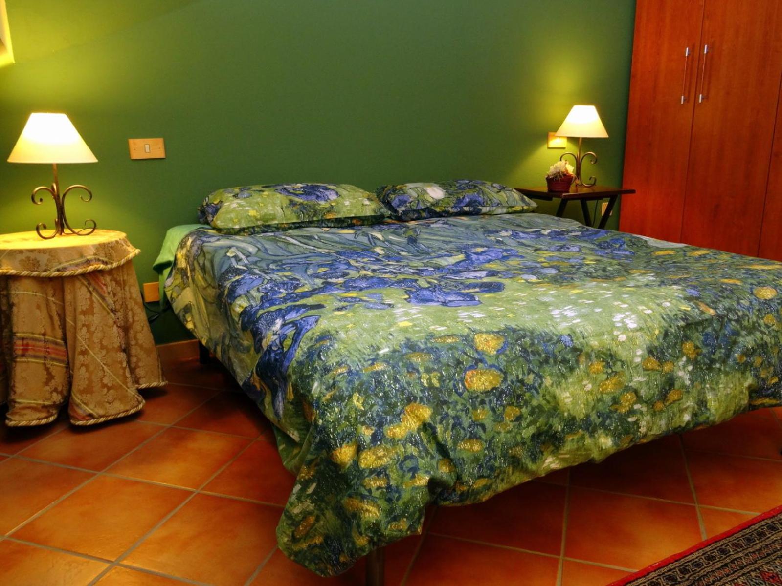 Double Room - Photo 2