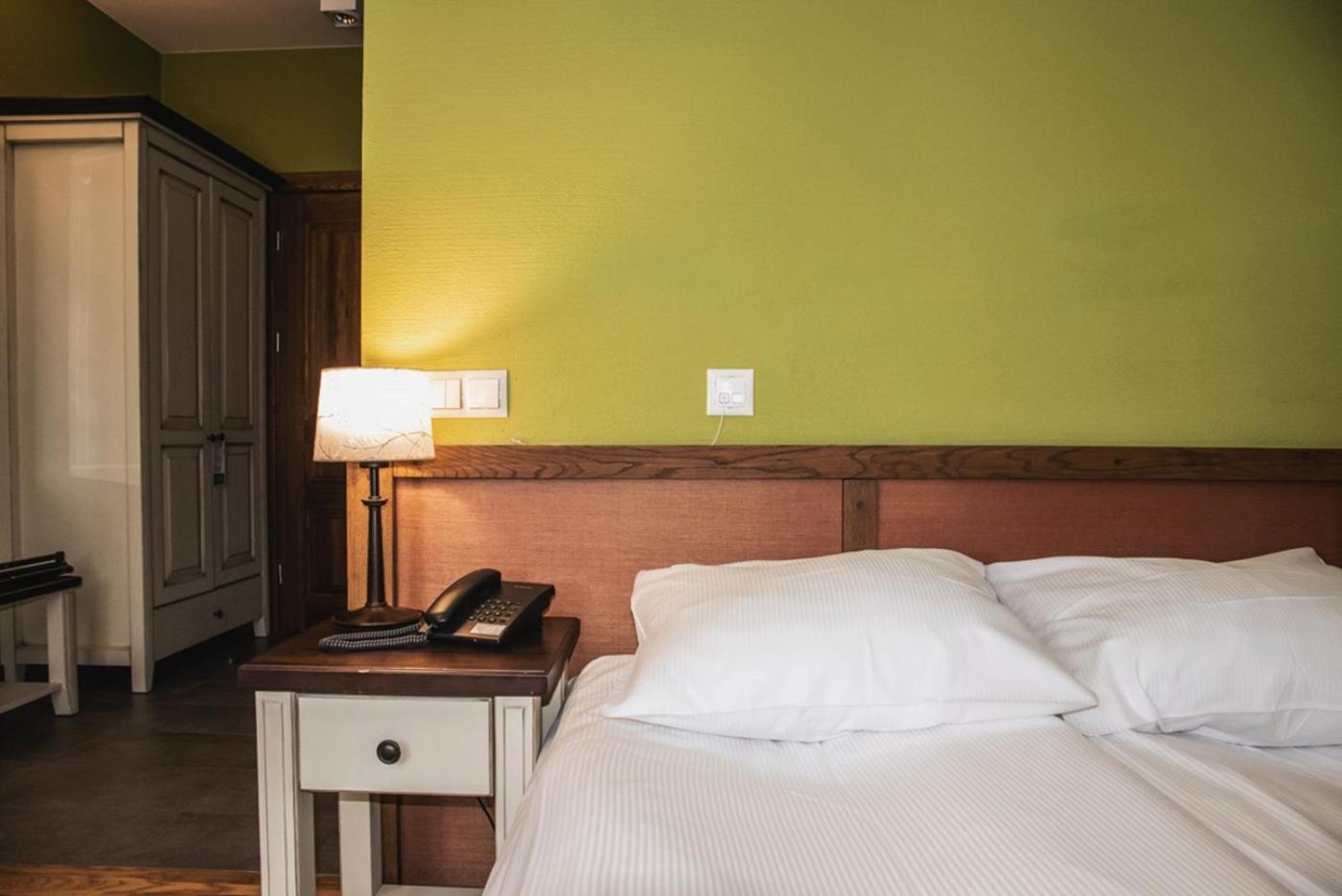 Double Room - Disability Access photo 2