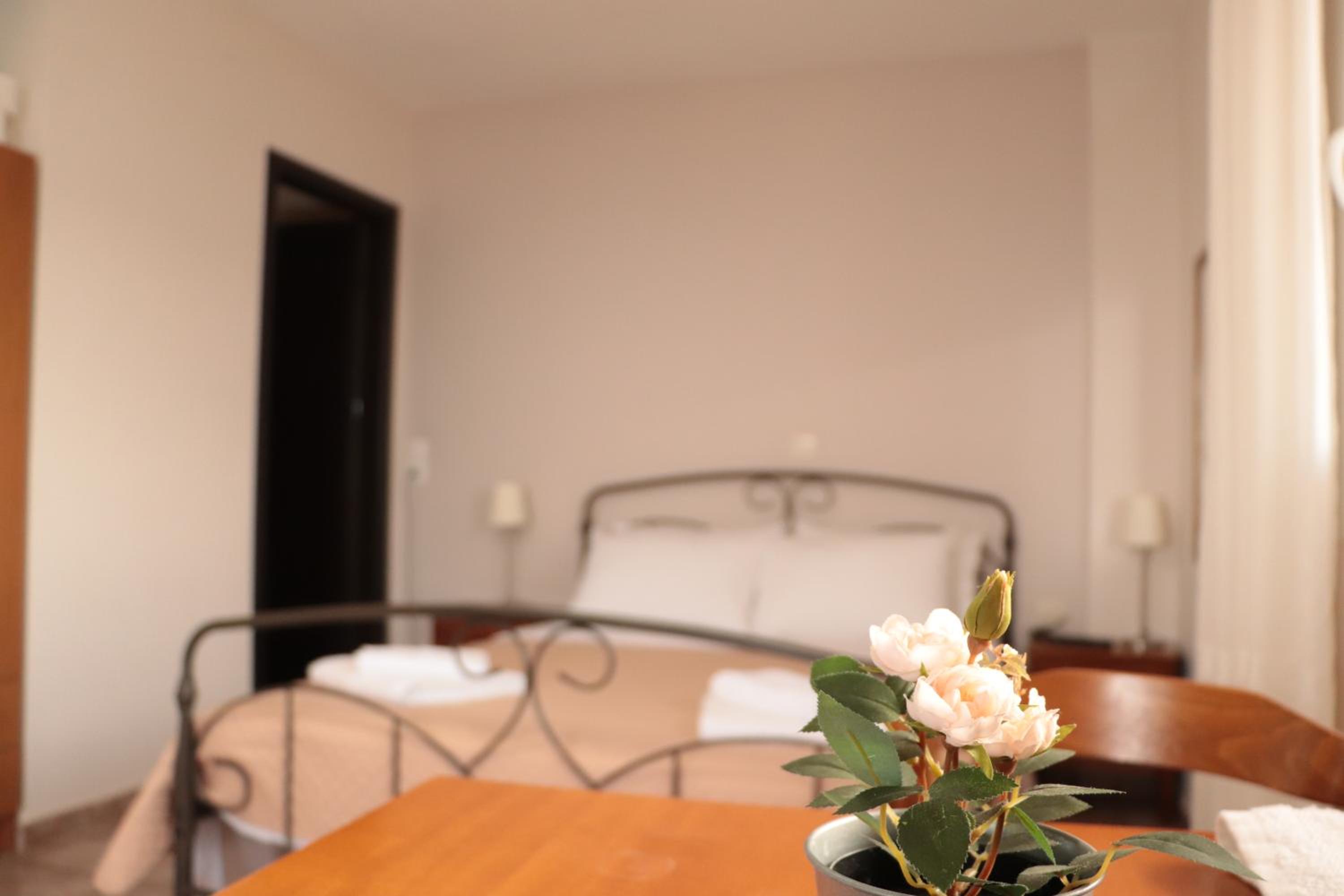 Deluxe Double Room with Balcony and Sea View
