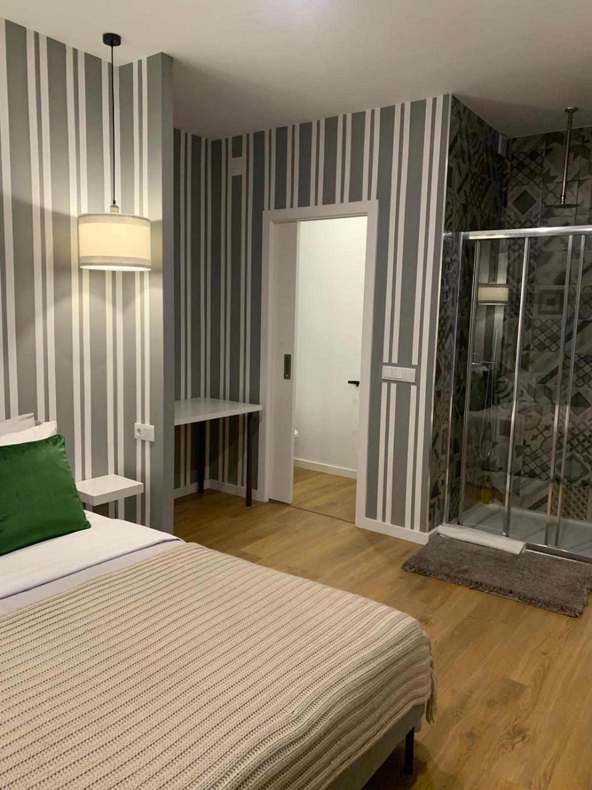 Suite with Terrace - Photo 2