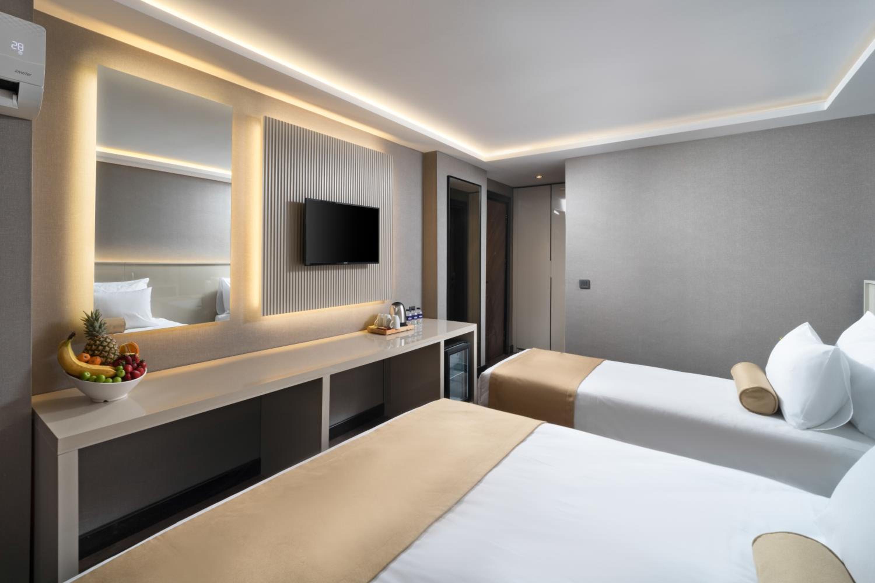Standard Triple Room photo 3