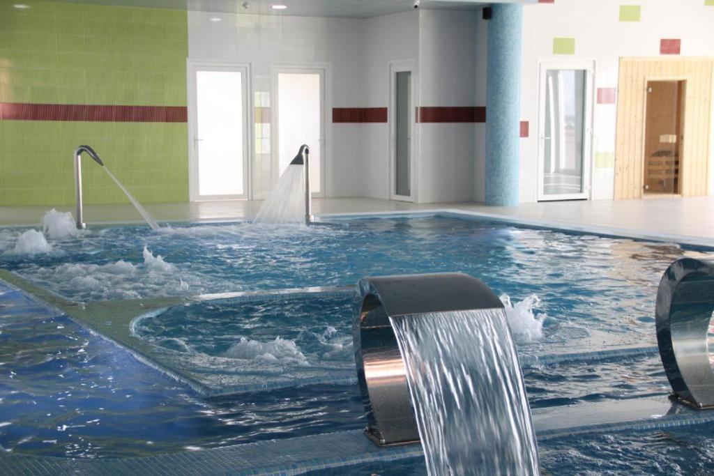 Twin Room With Pool Access