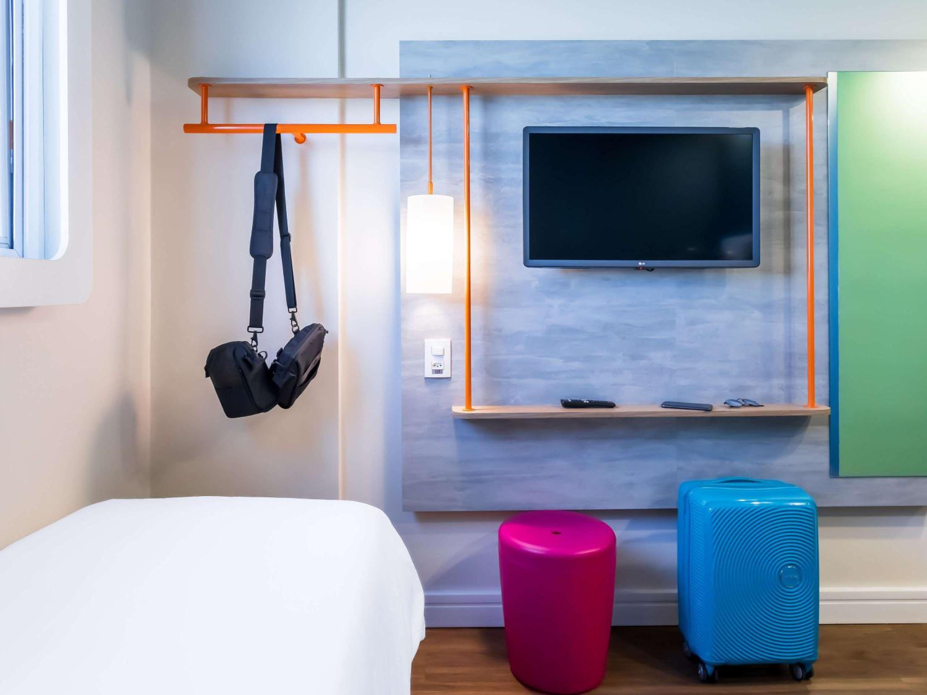 Twin Room - Photo 10
