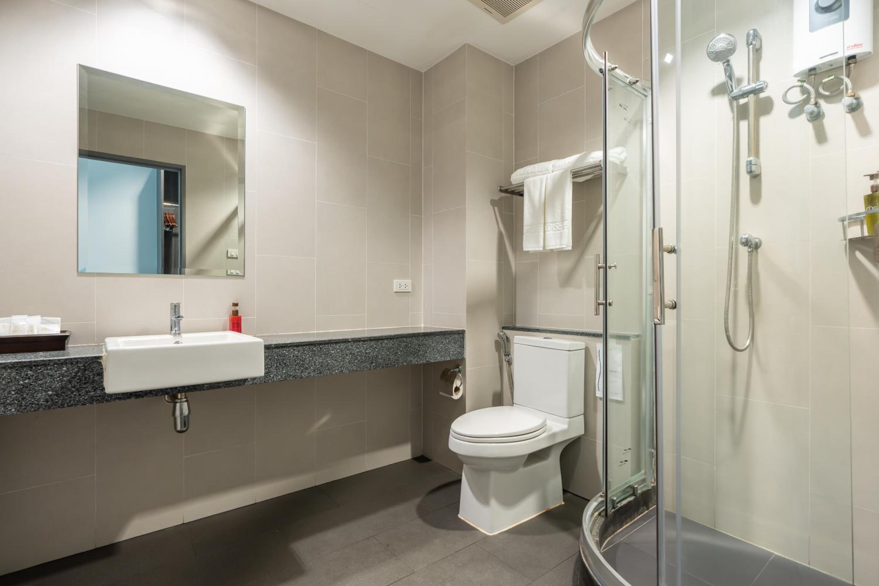 Deluxe Double or Twin Room with Garden View - Photo 6