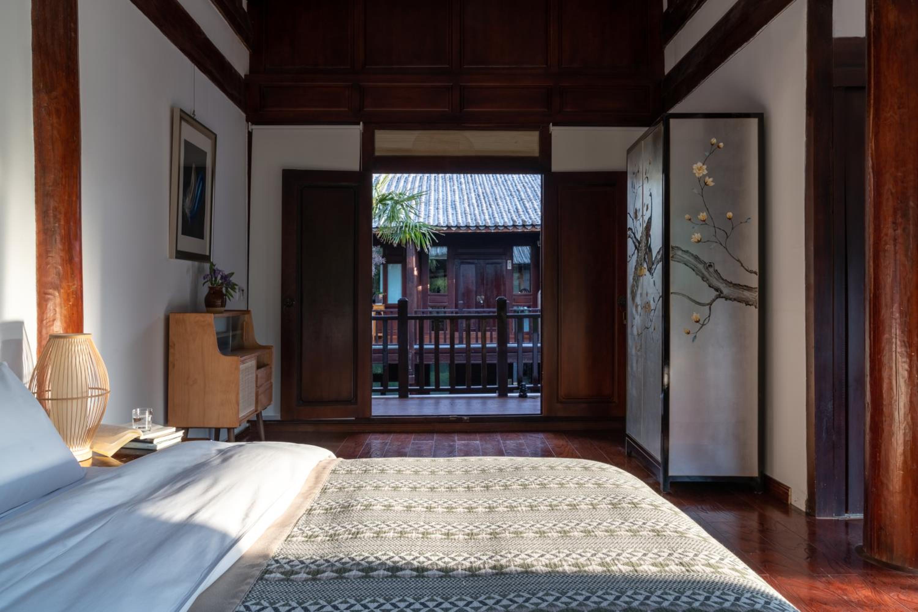 Deluxe Suite with River View photo 3