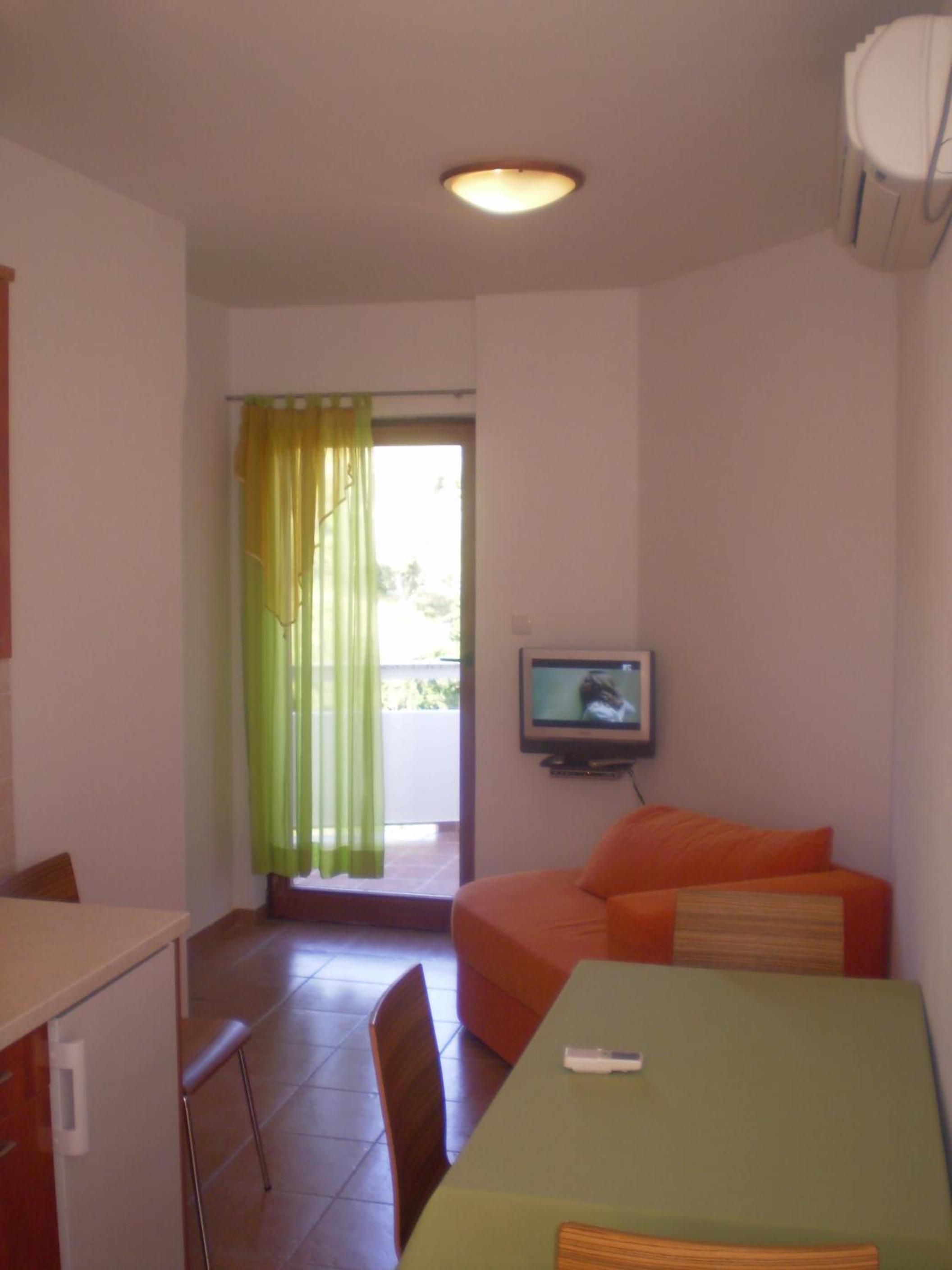 Apartment with Balcony photo 1