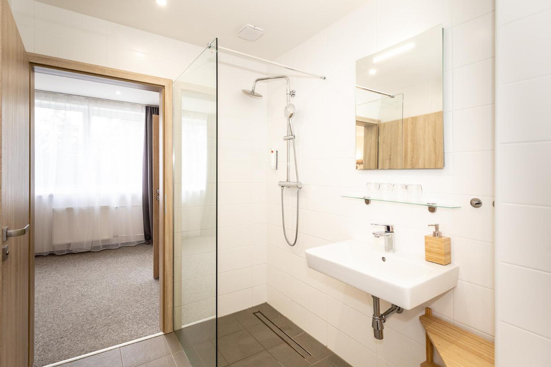 Double Room - Photo 3