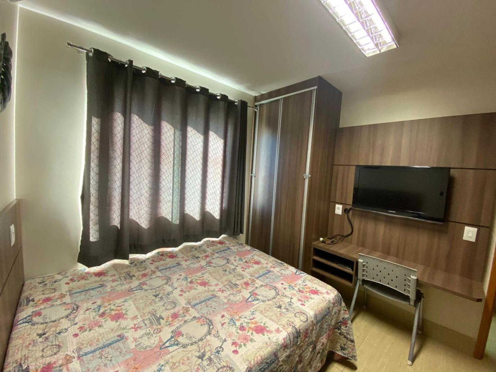 One-Bedroom Apartment - Photo 37