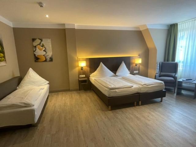 Family Room with sofa bed photo 1