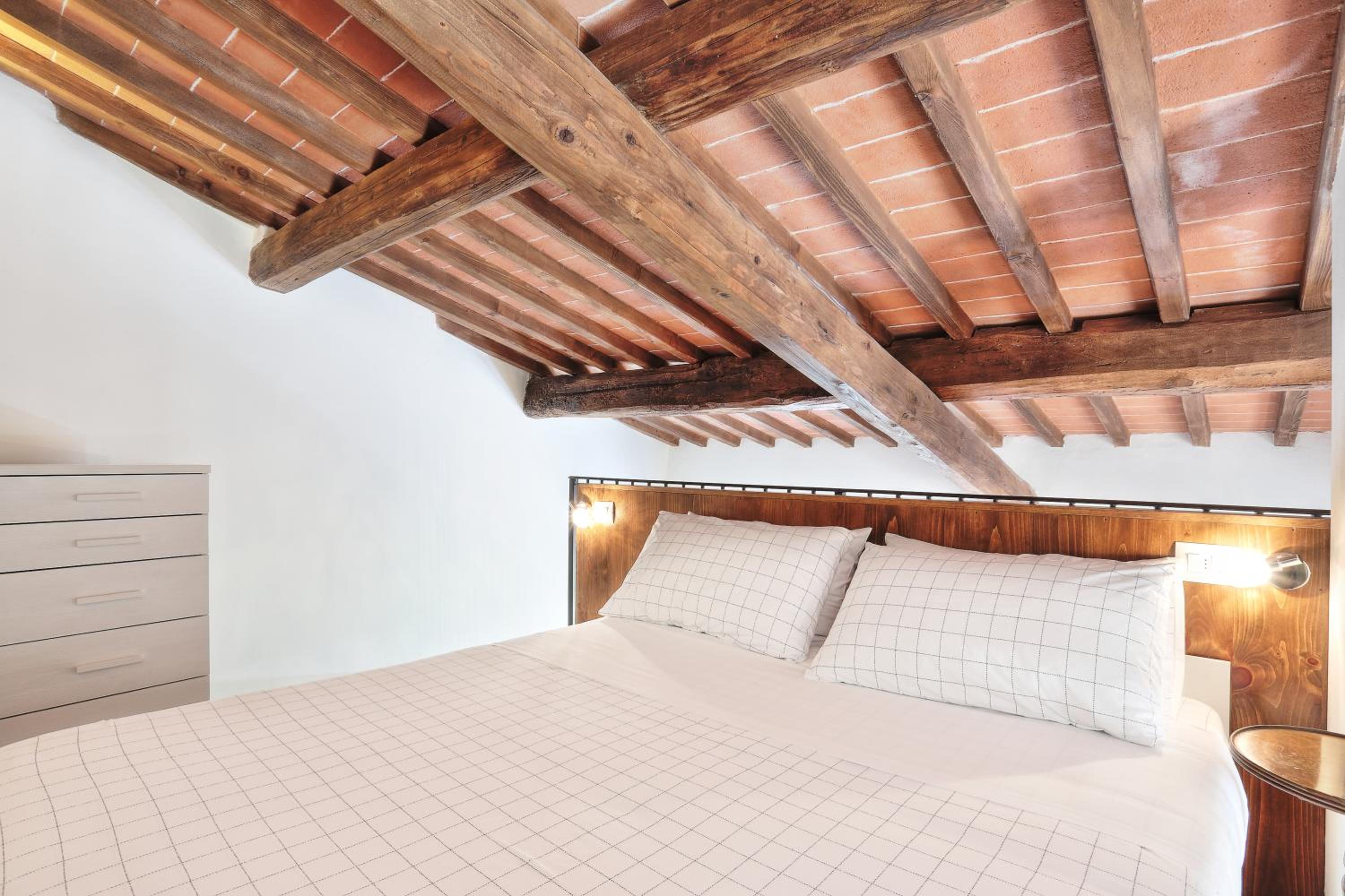 Studio Apartment photo 3