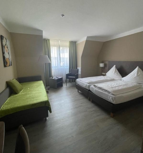 Family Room with sofa bed photo 2