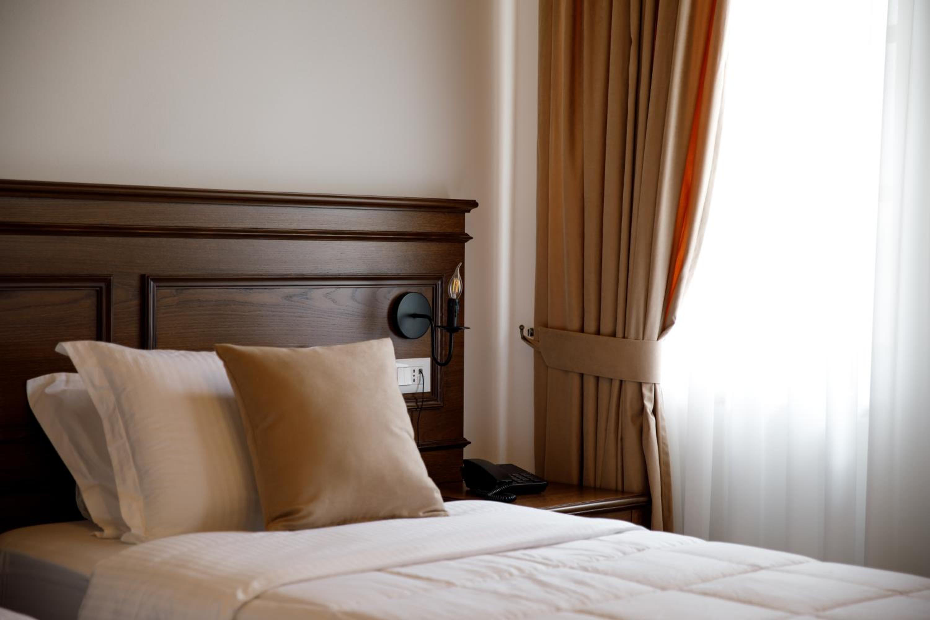 Standard Twin Room photo 3