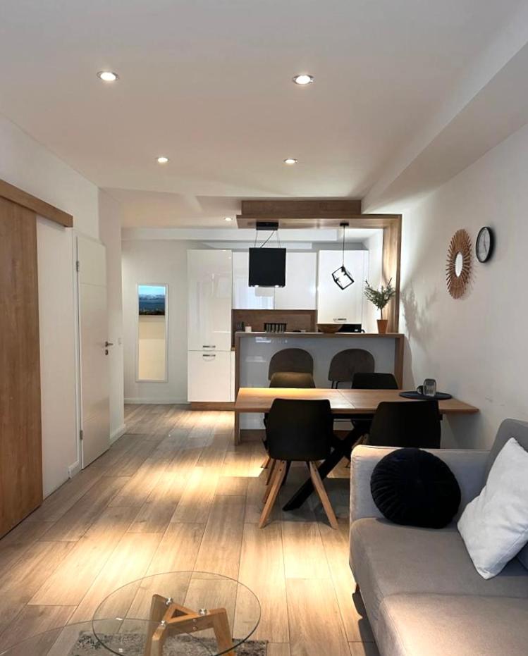 Superior Apartment - Photo 3