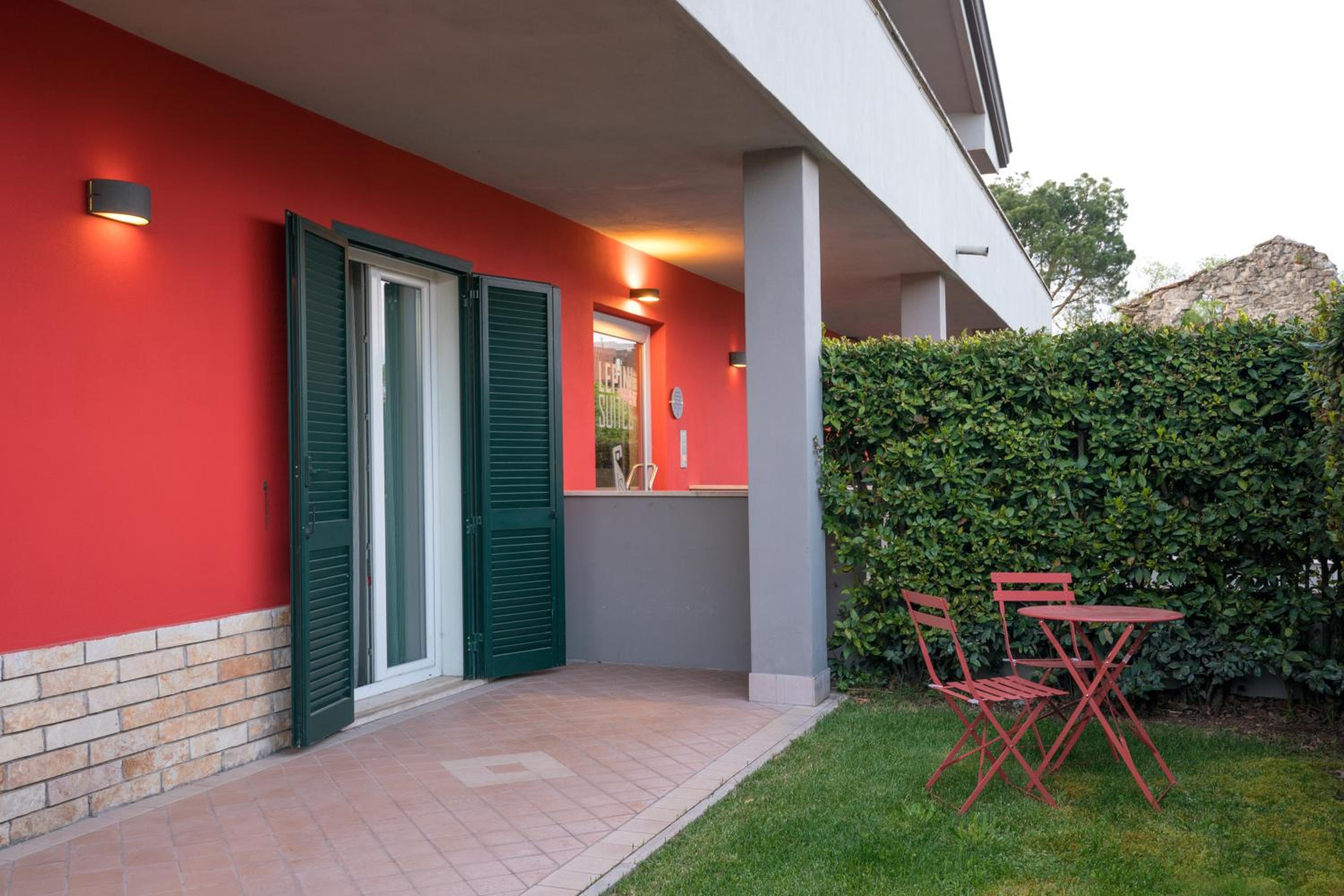 Apartment with Garden View photo 2
