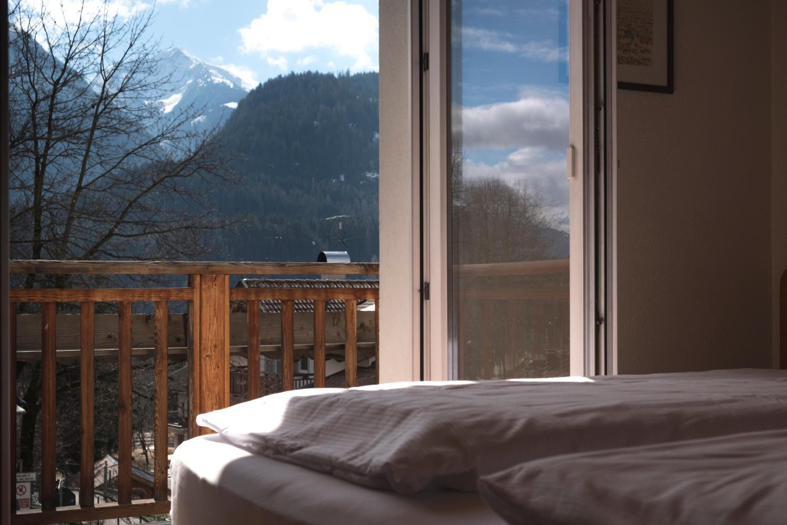Standard Double Room - Photo 5