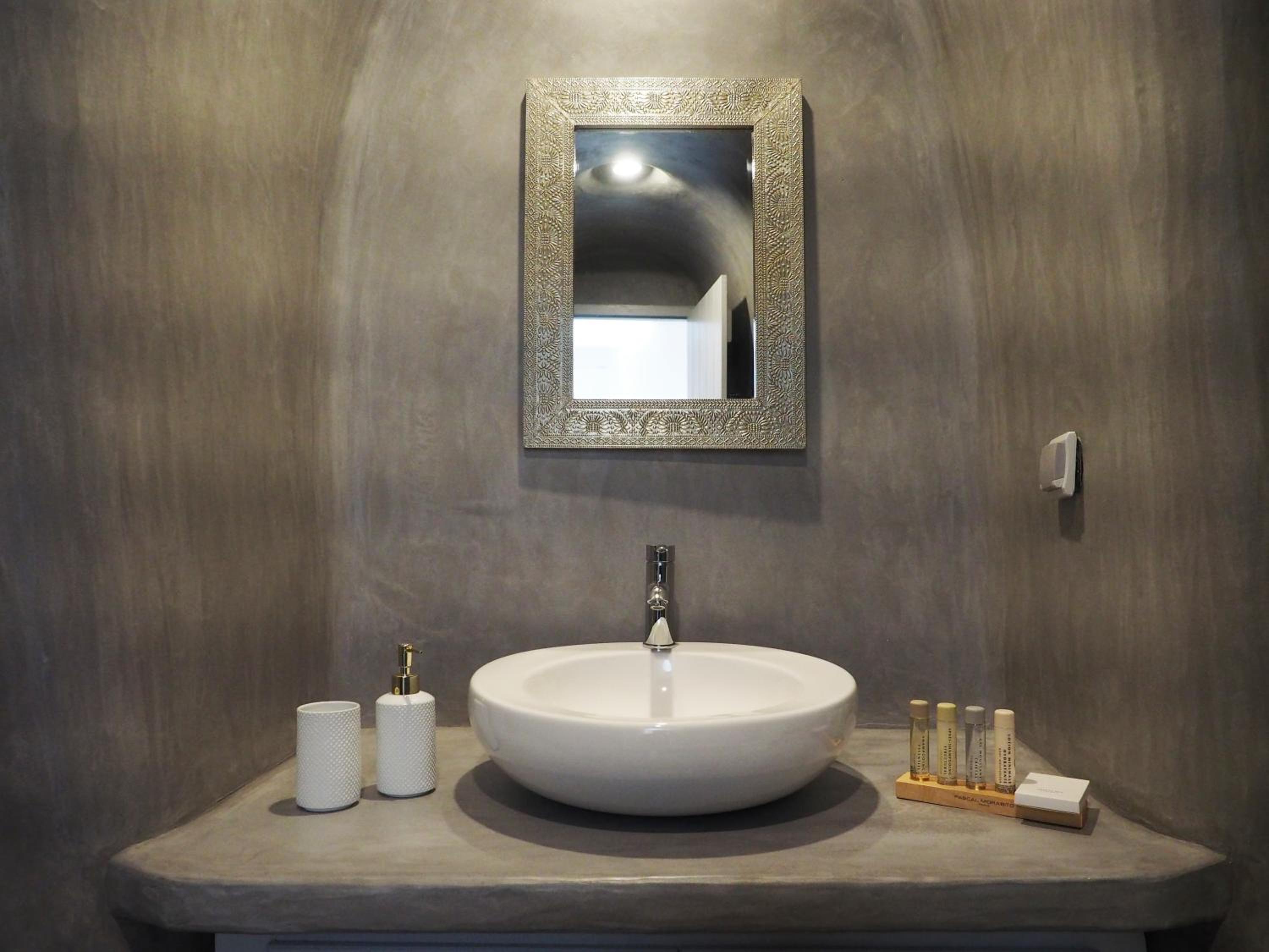 Honeymoon Villa with Sea View and Private Pool - Photo 9
