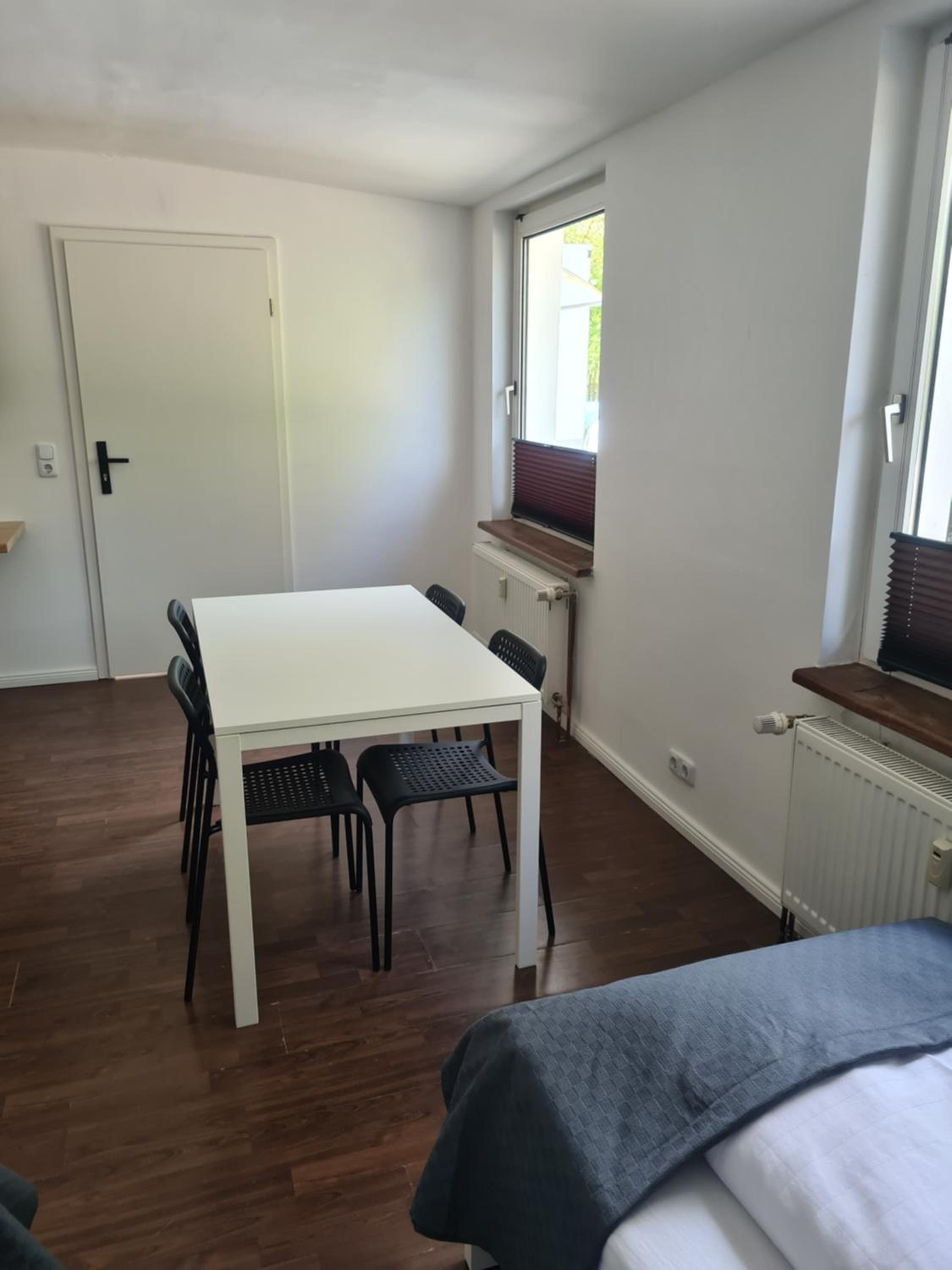 Economy Quadruple Room with Shared Bathroom photo 2