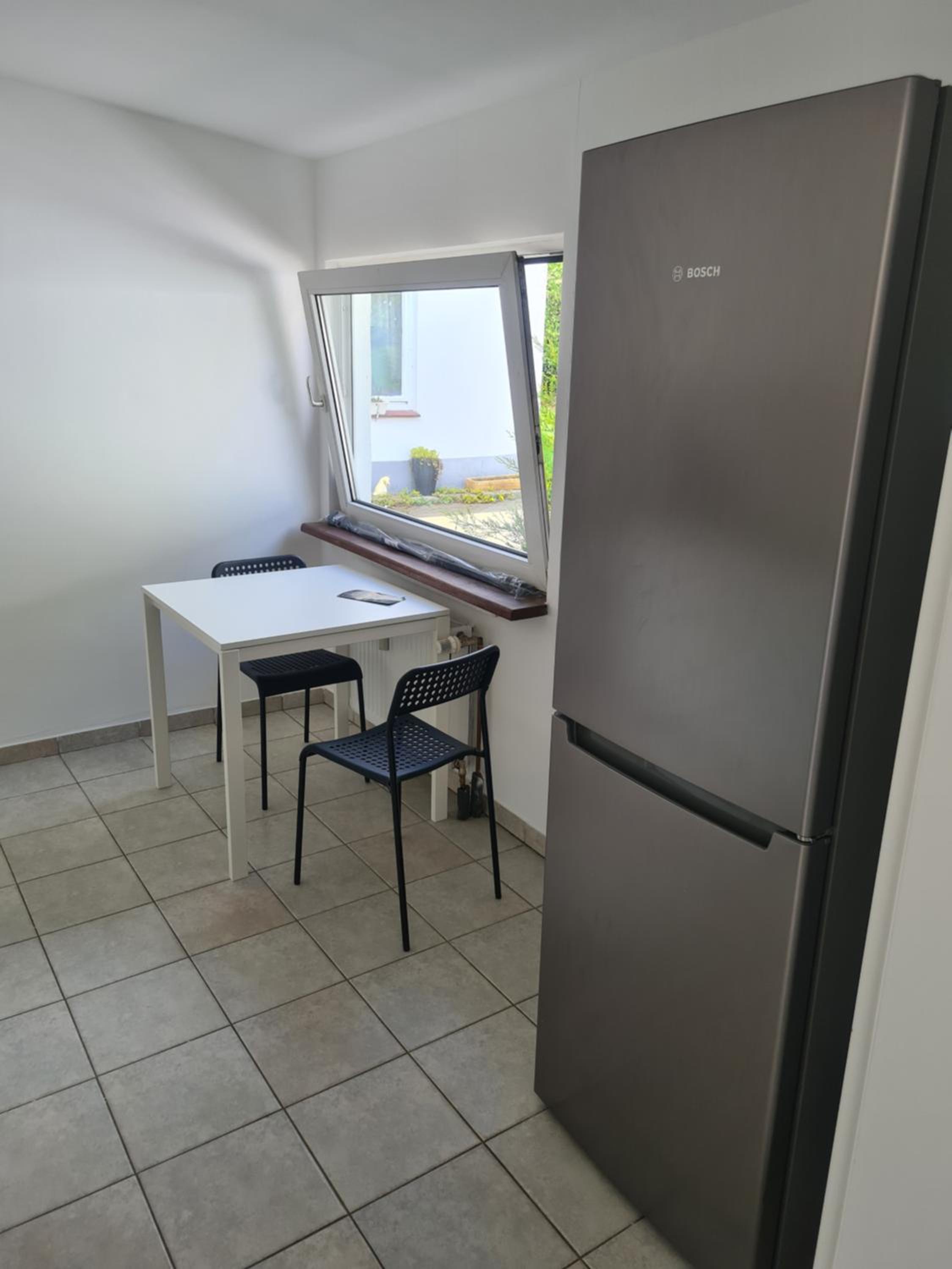Economy Quadruple Room with Shared Bathroom photo 3