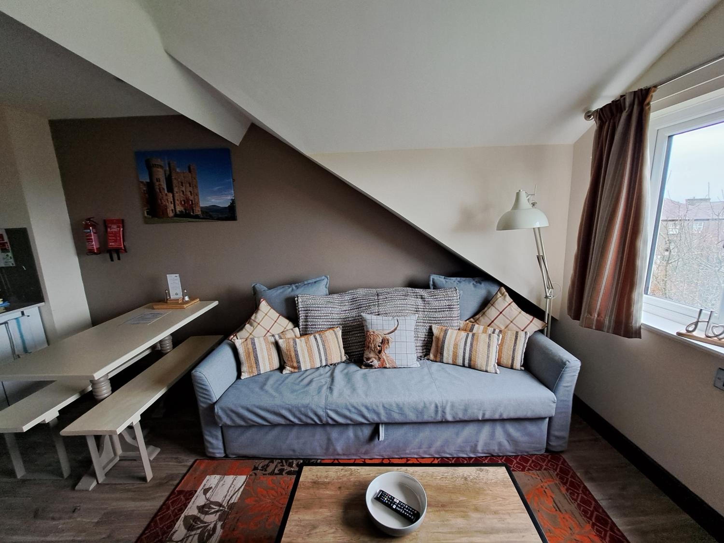 Apartment with Garden View - Photo 10