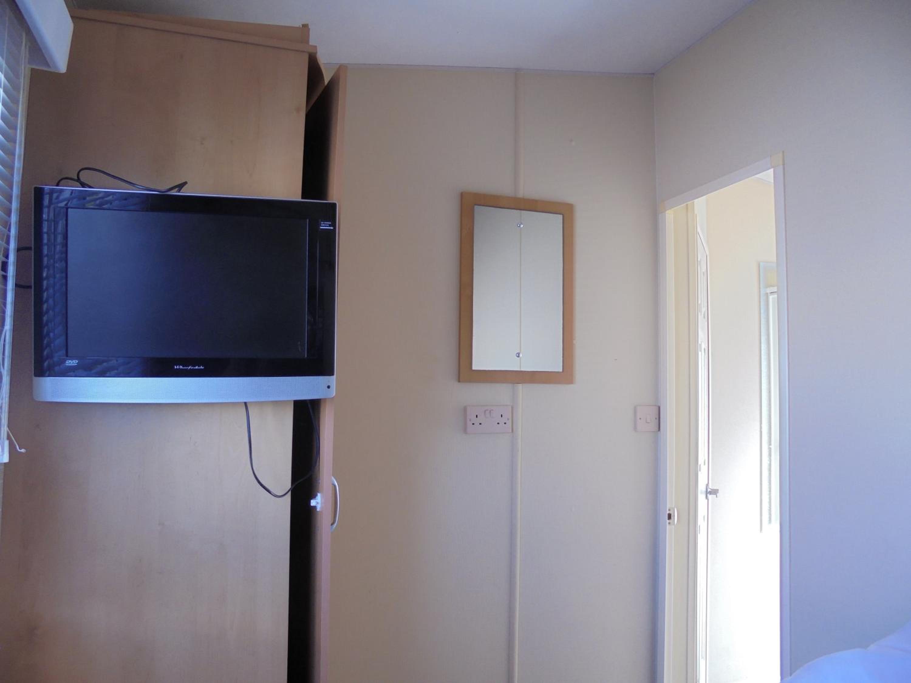 Two-Bedroom Apartment photo 2