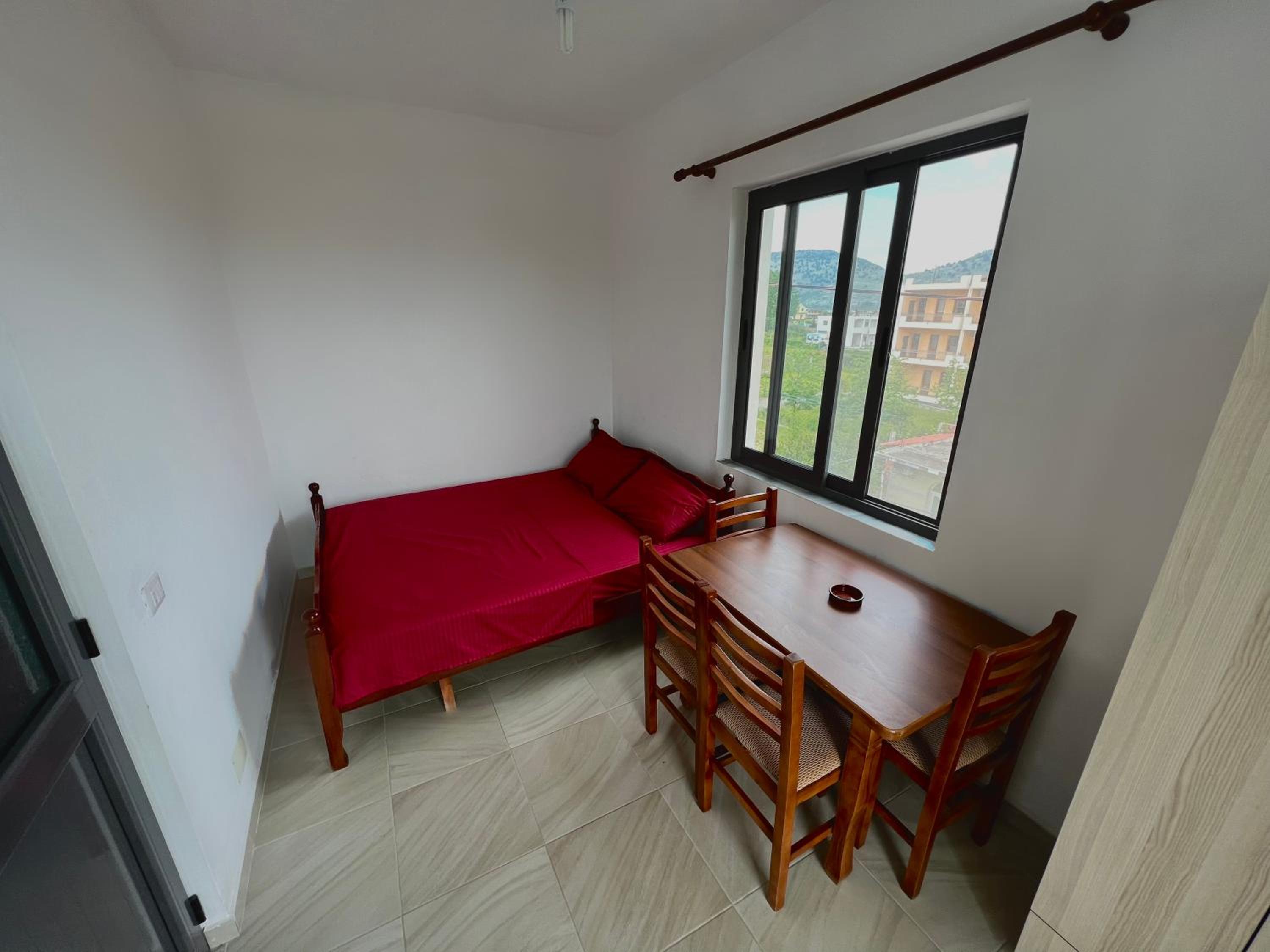 Apartment with Garden View