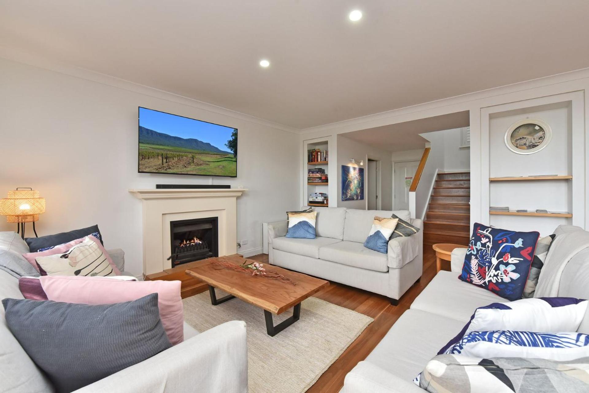 Three-Bedroom Villa photo 1