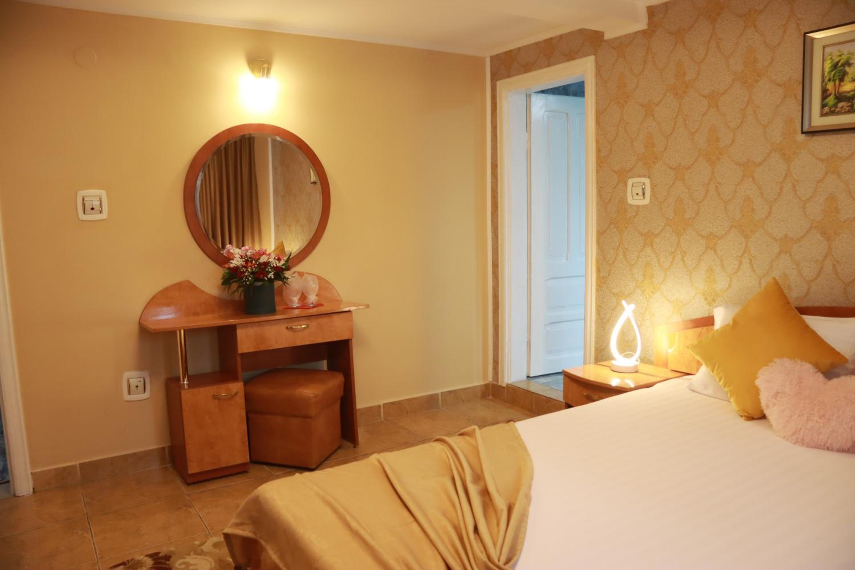 Double Room - Photo 40