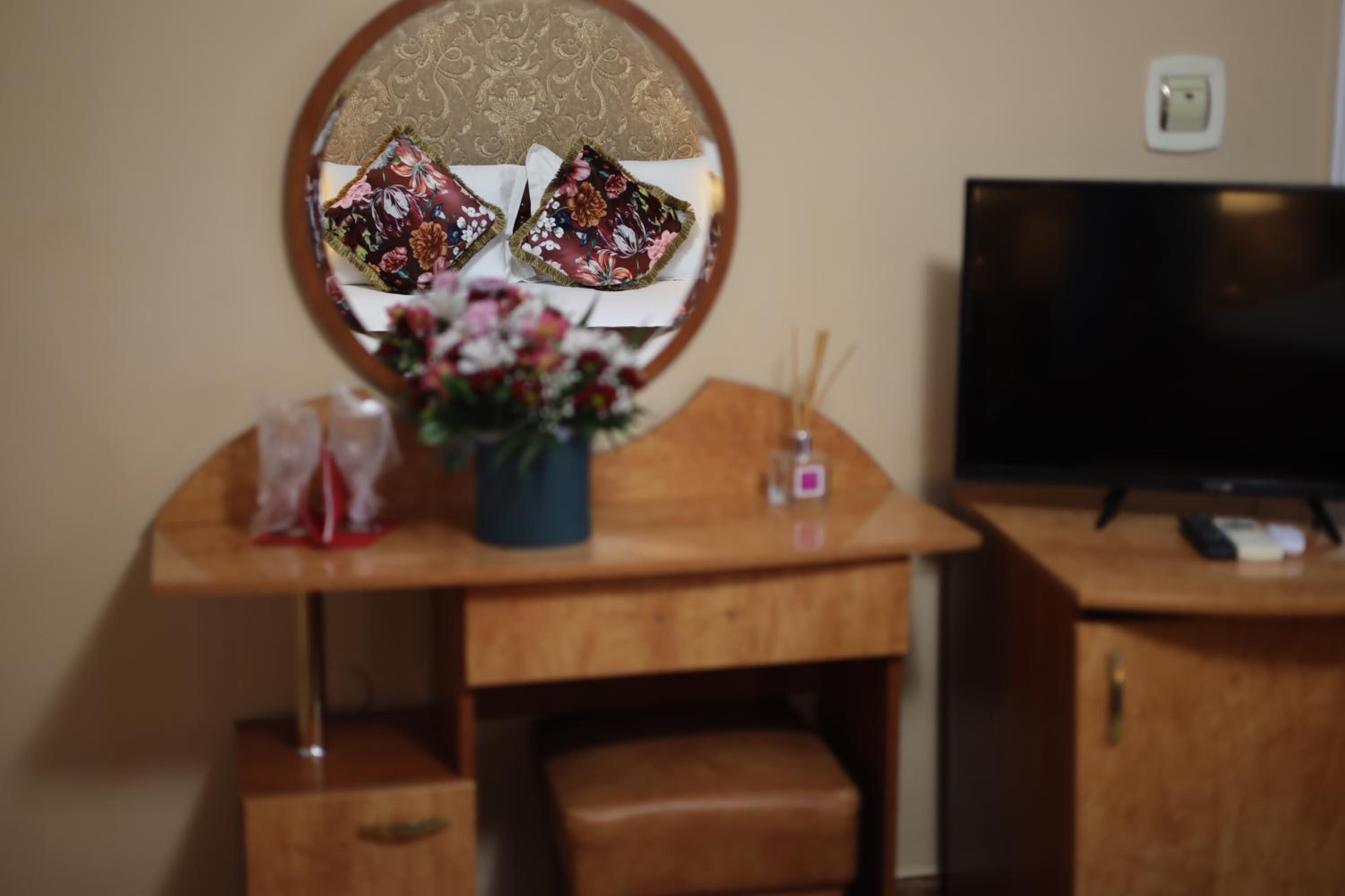 Double Room - Photo 2