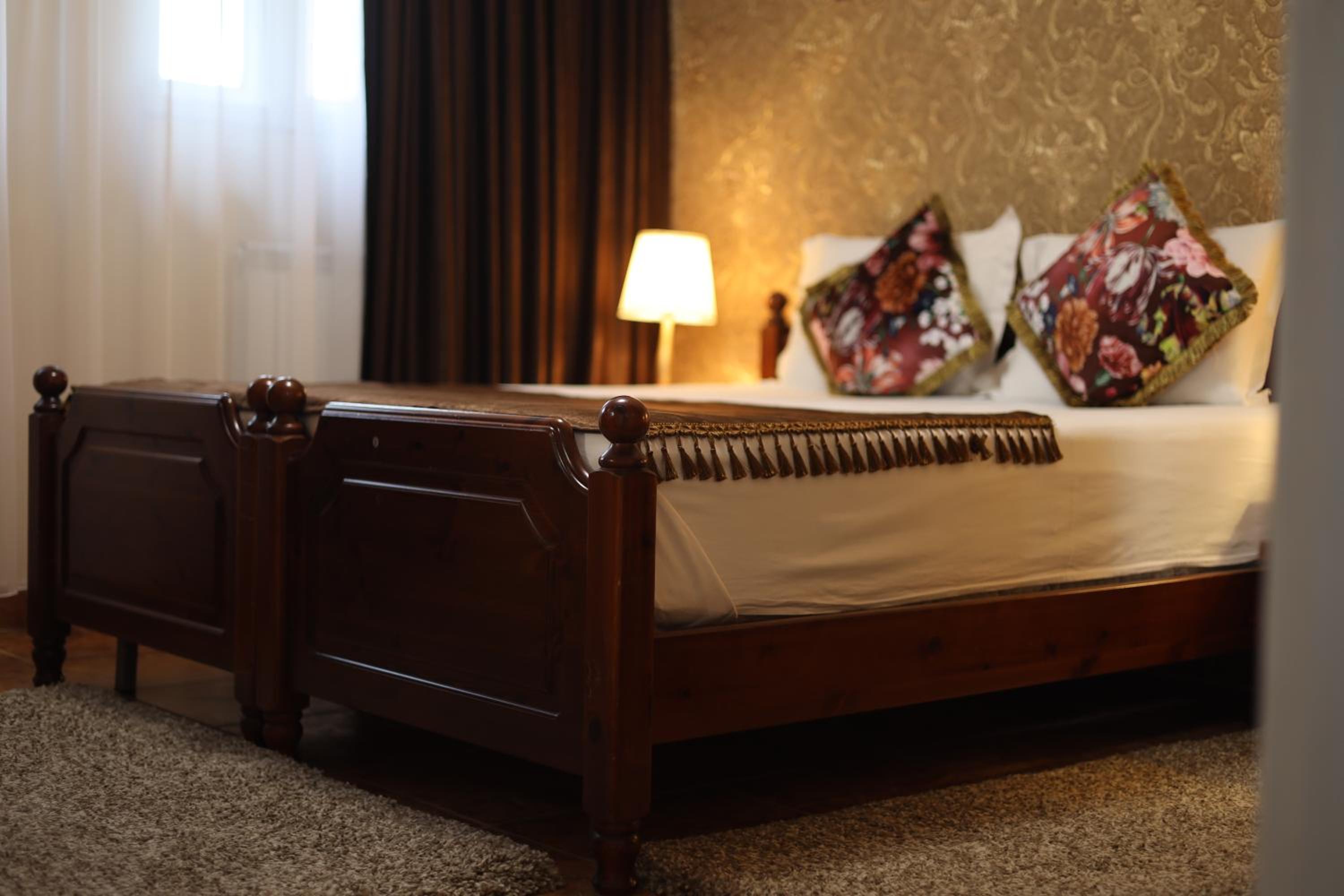 Double Room - Photo 13