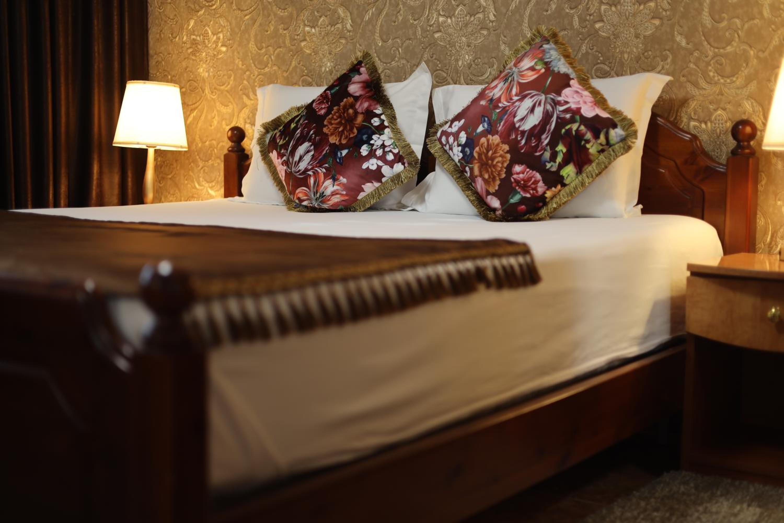 Double Room - Photo 25